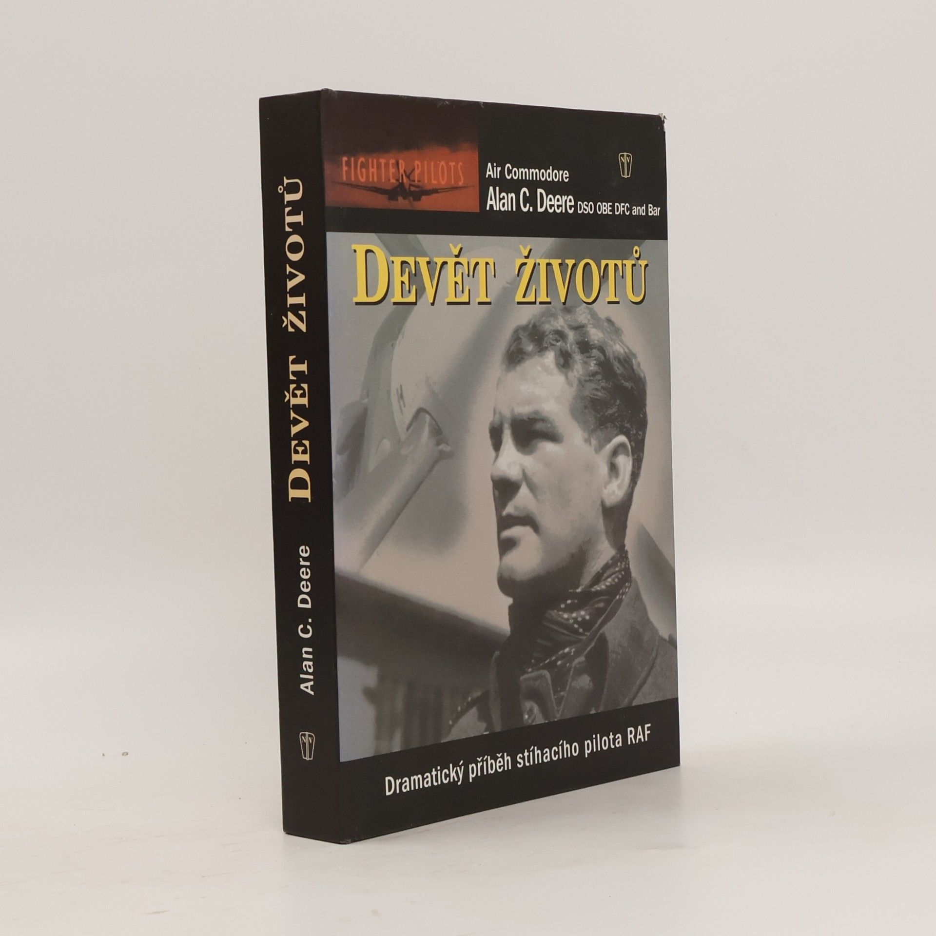 Alan C. Deere Devět životů