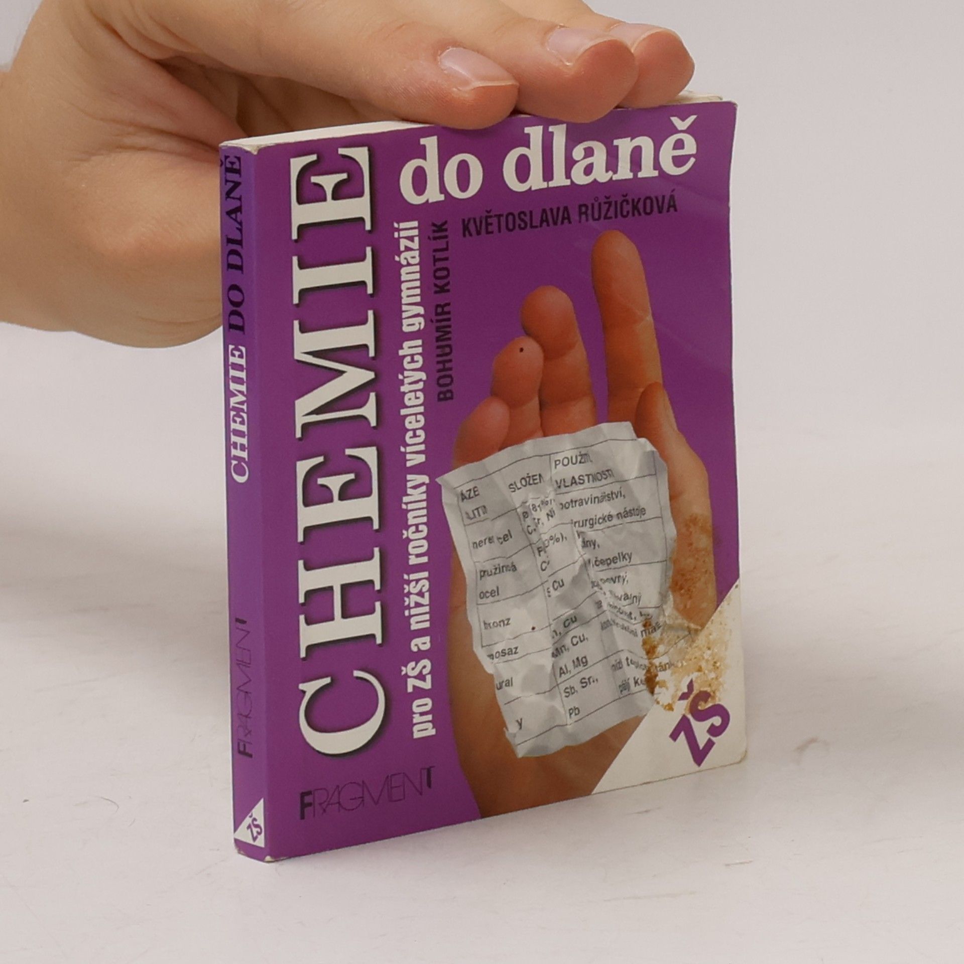 Chemie do dlaně pro ZŠ a nižší ročníky víceletých gymnázií