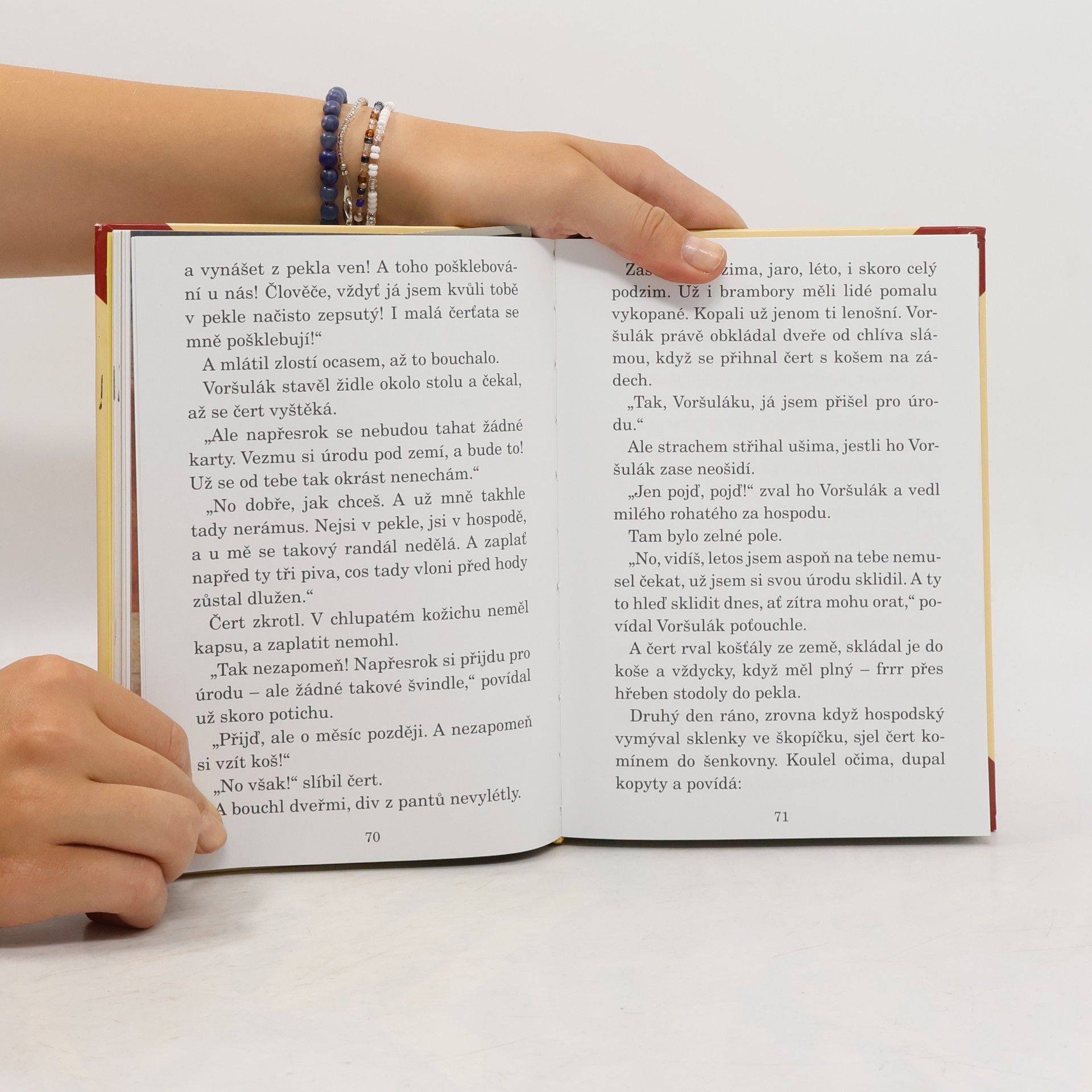 Autorenkollektiv Pohádky z korálků