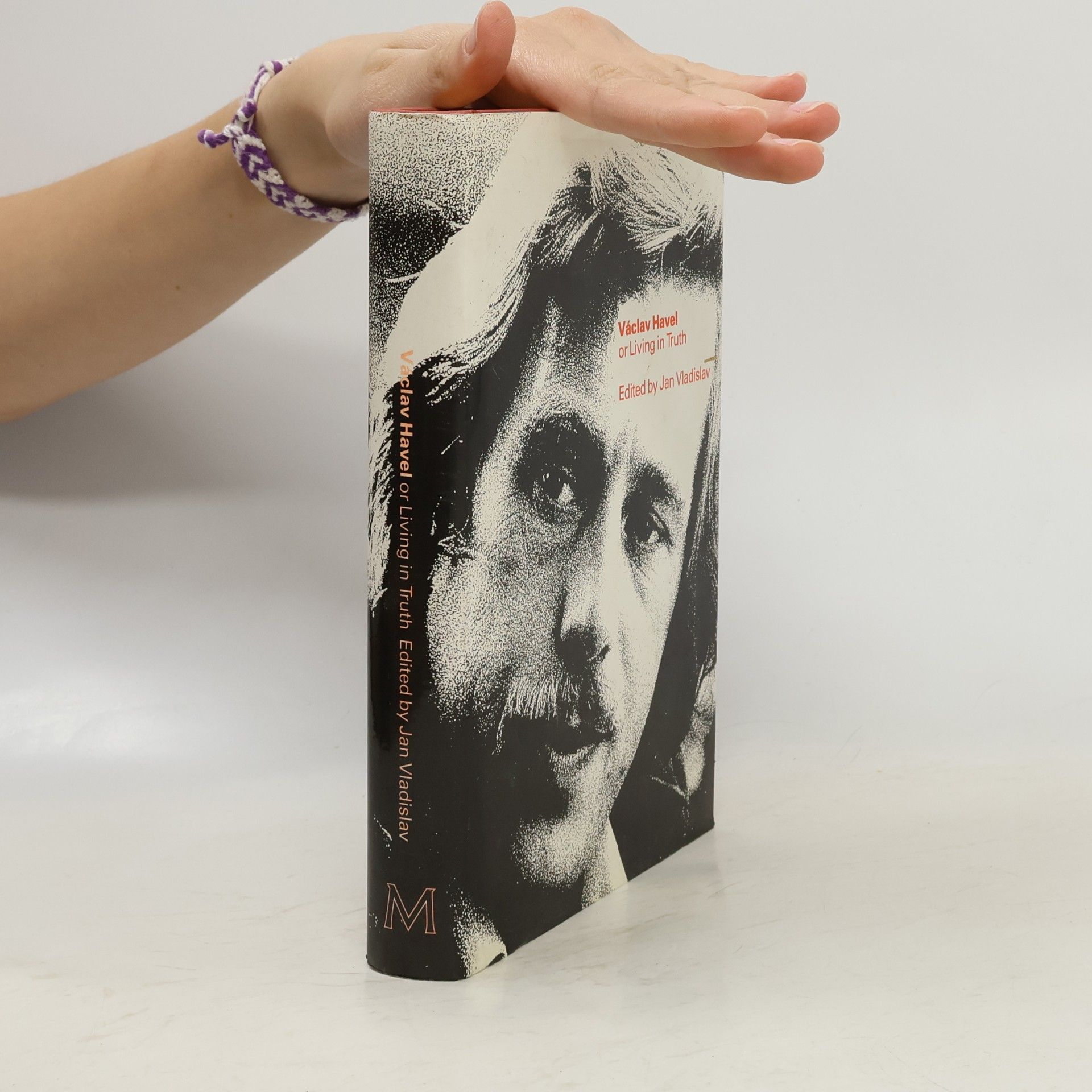 Jan Vladislav Vaclav Havel or Living in Truth