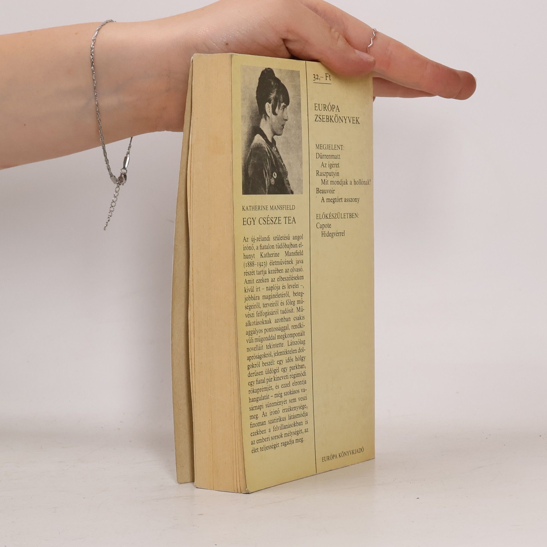 Katherine Mansfield Egy csésze tea