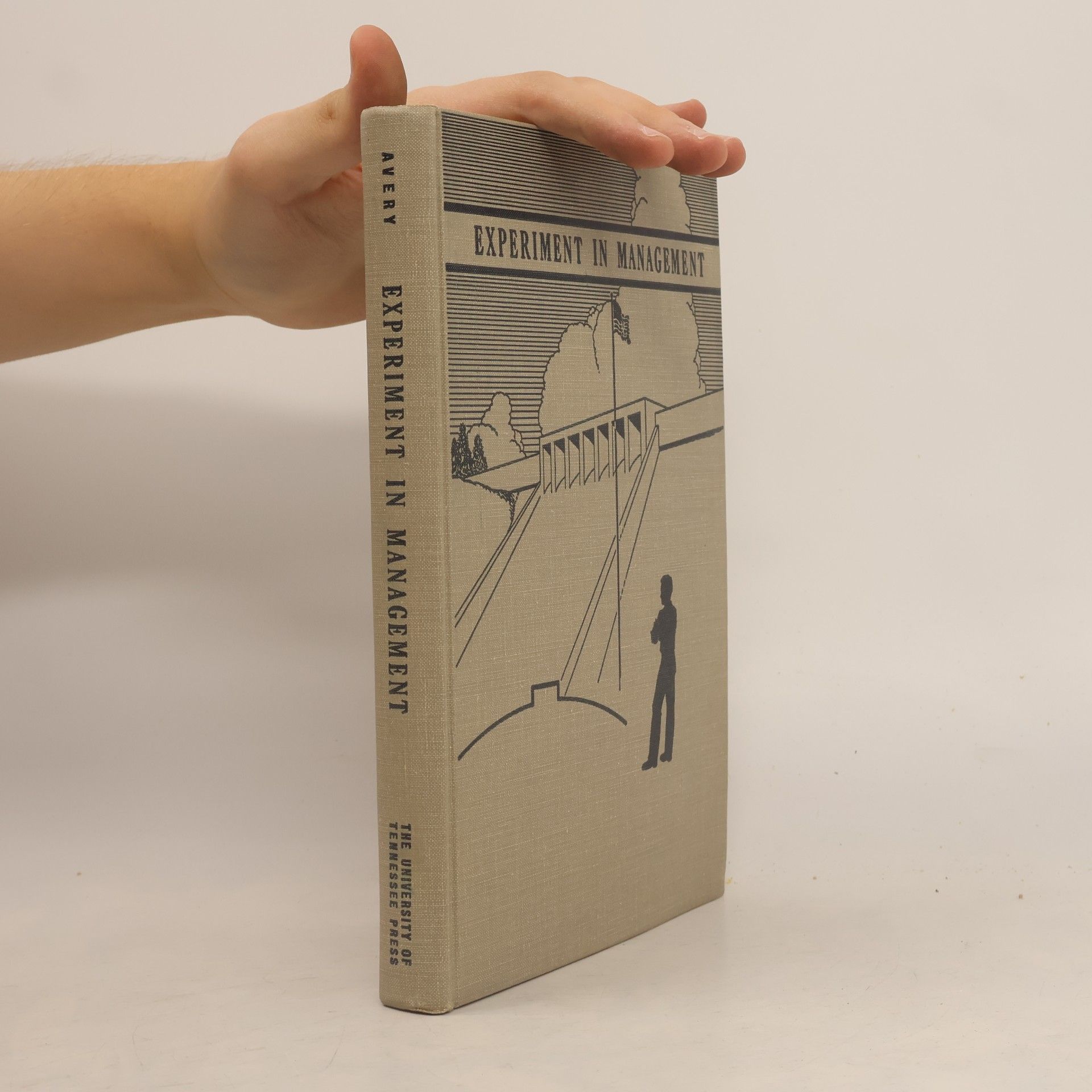 Robert S. Avery Experiment in management