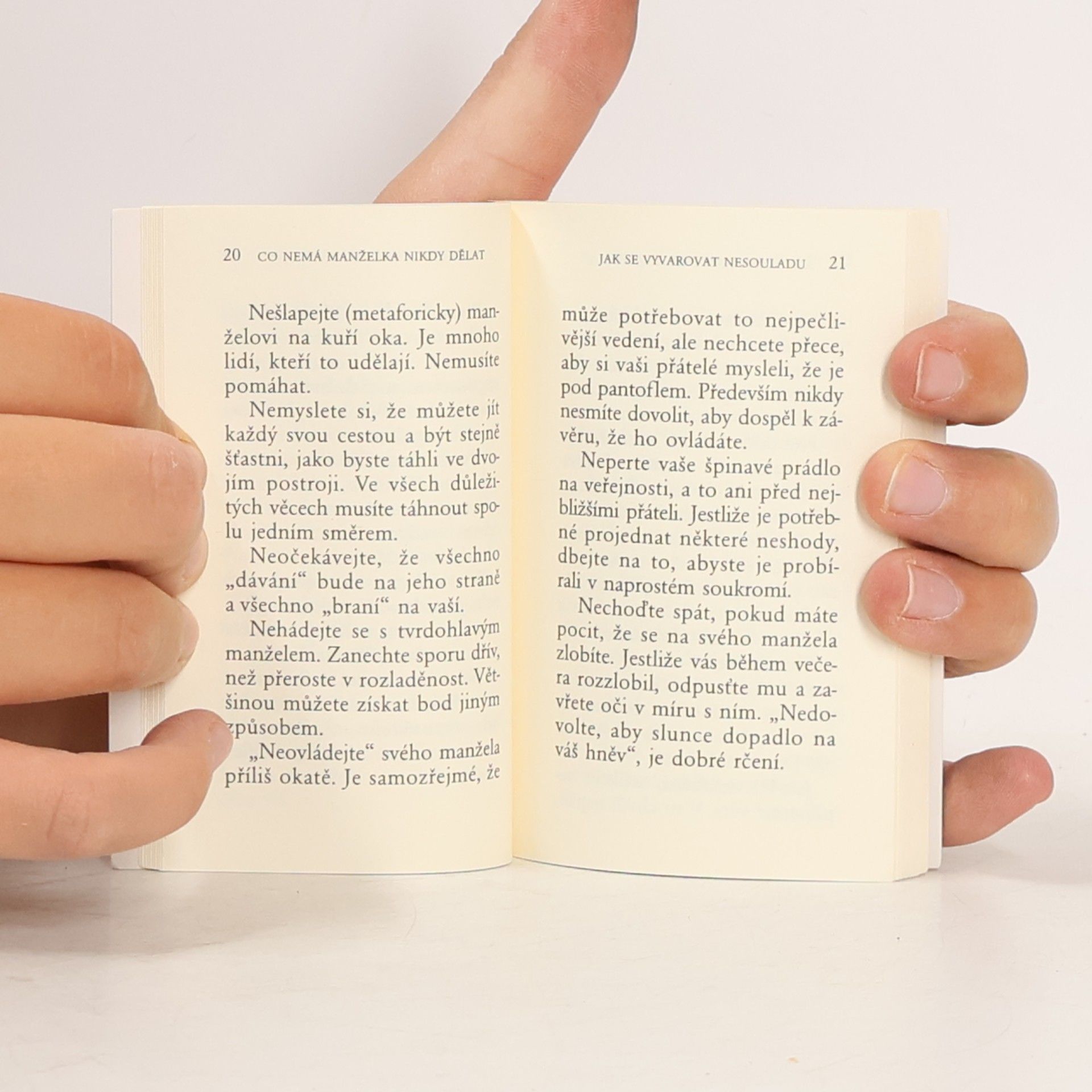 Blanche Ebbutt Co nemá manželka nikdy dělat