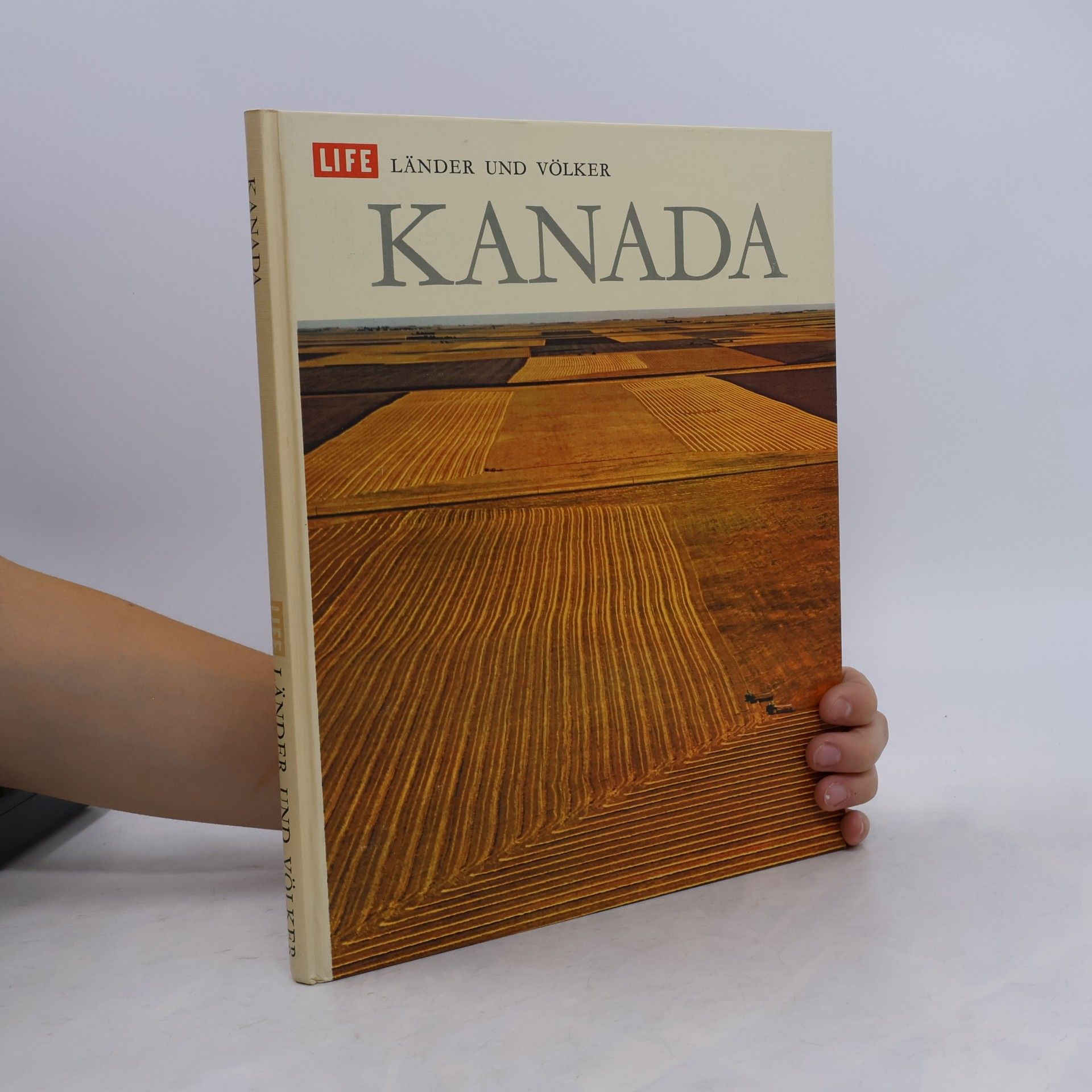 Collectif d'auteurs Kanada