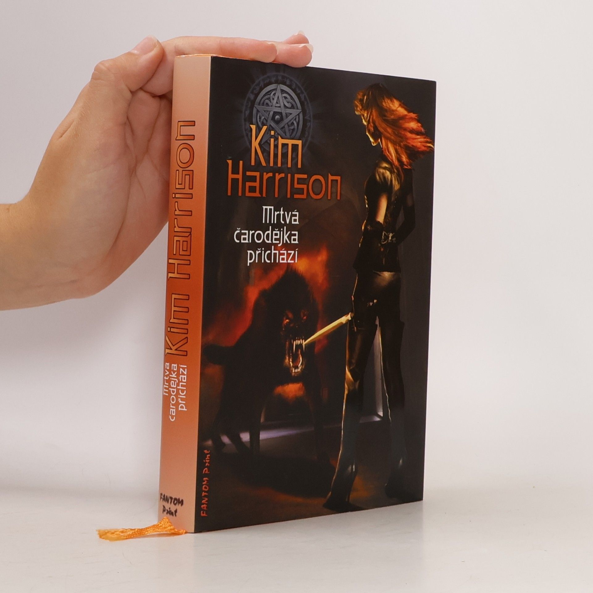 Kim Harrison Mrtvá čarodějka přichází. 1