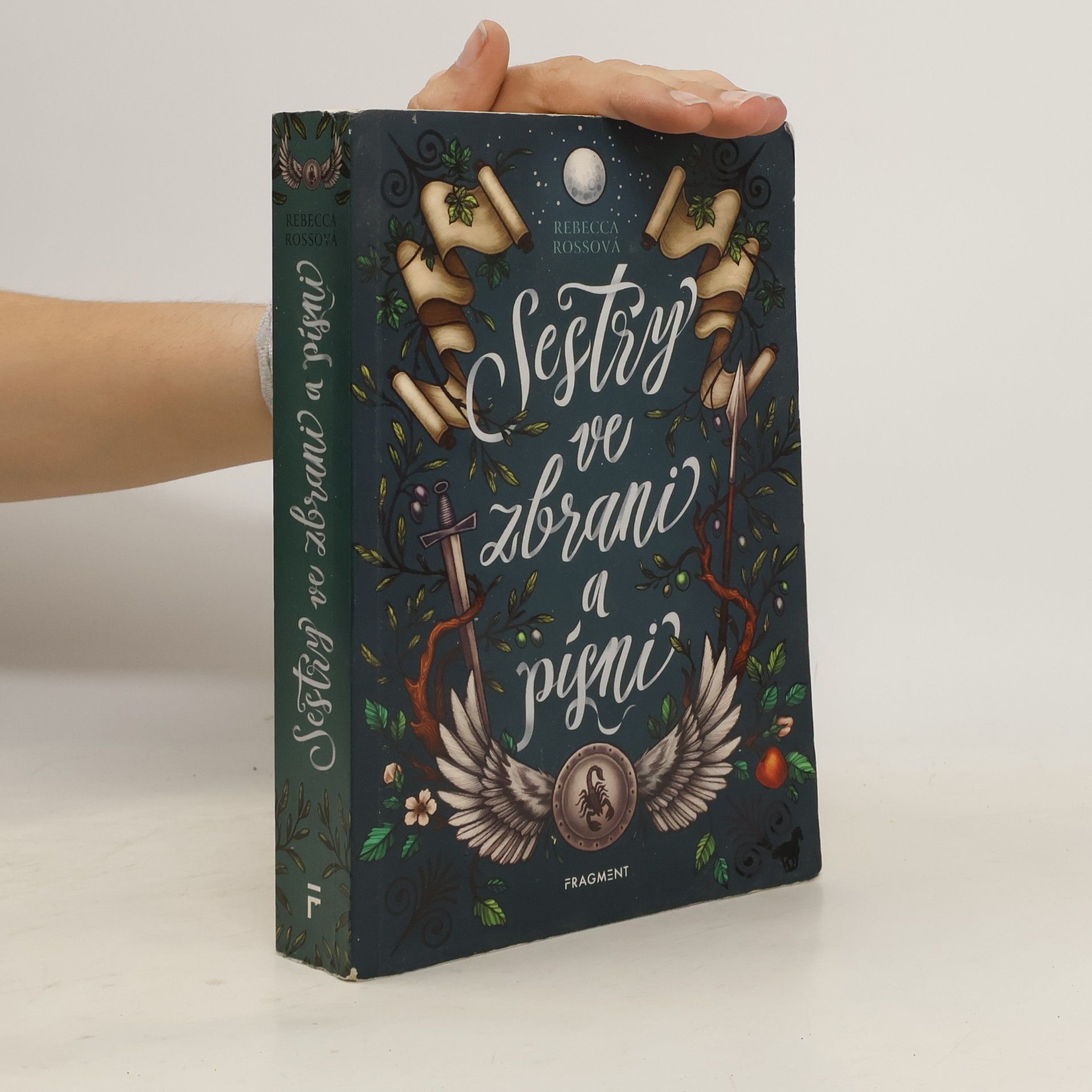 Rebecca J. Ross Sestry ve zbrani a písni