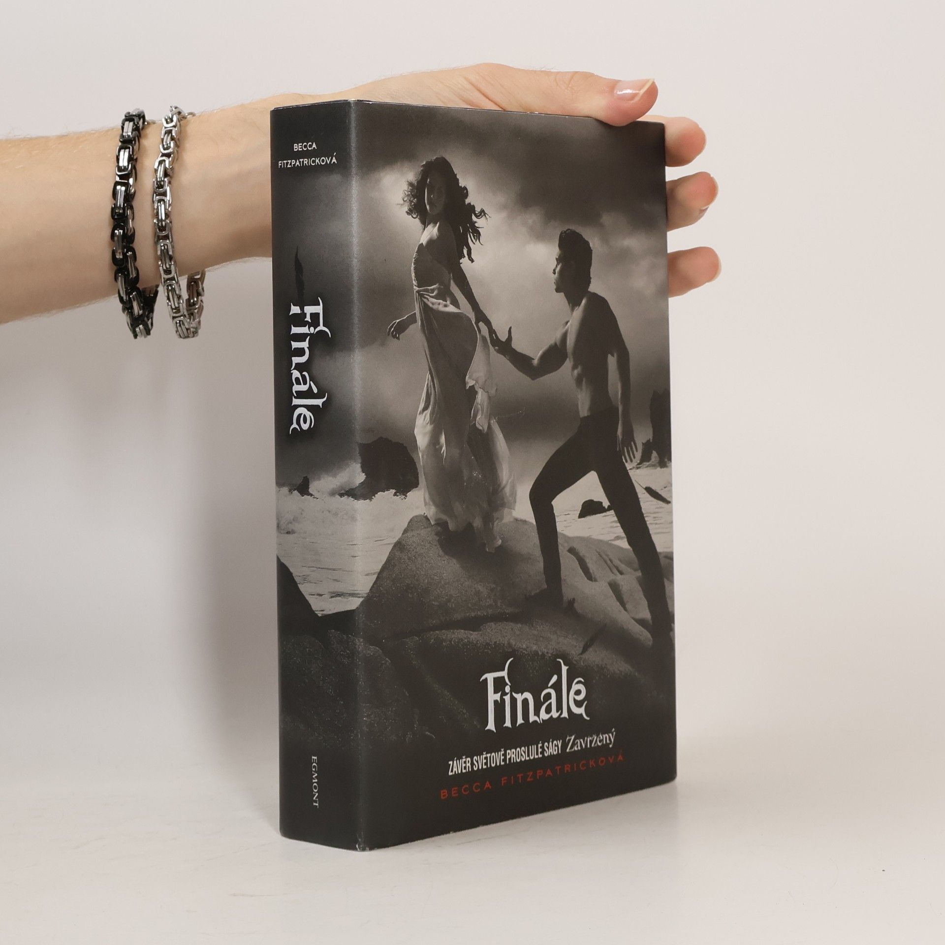 Becca Fitzpatrick Finále