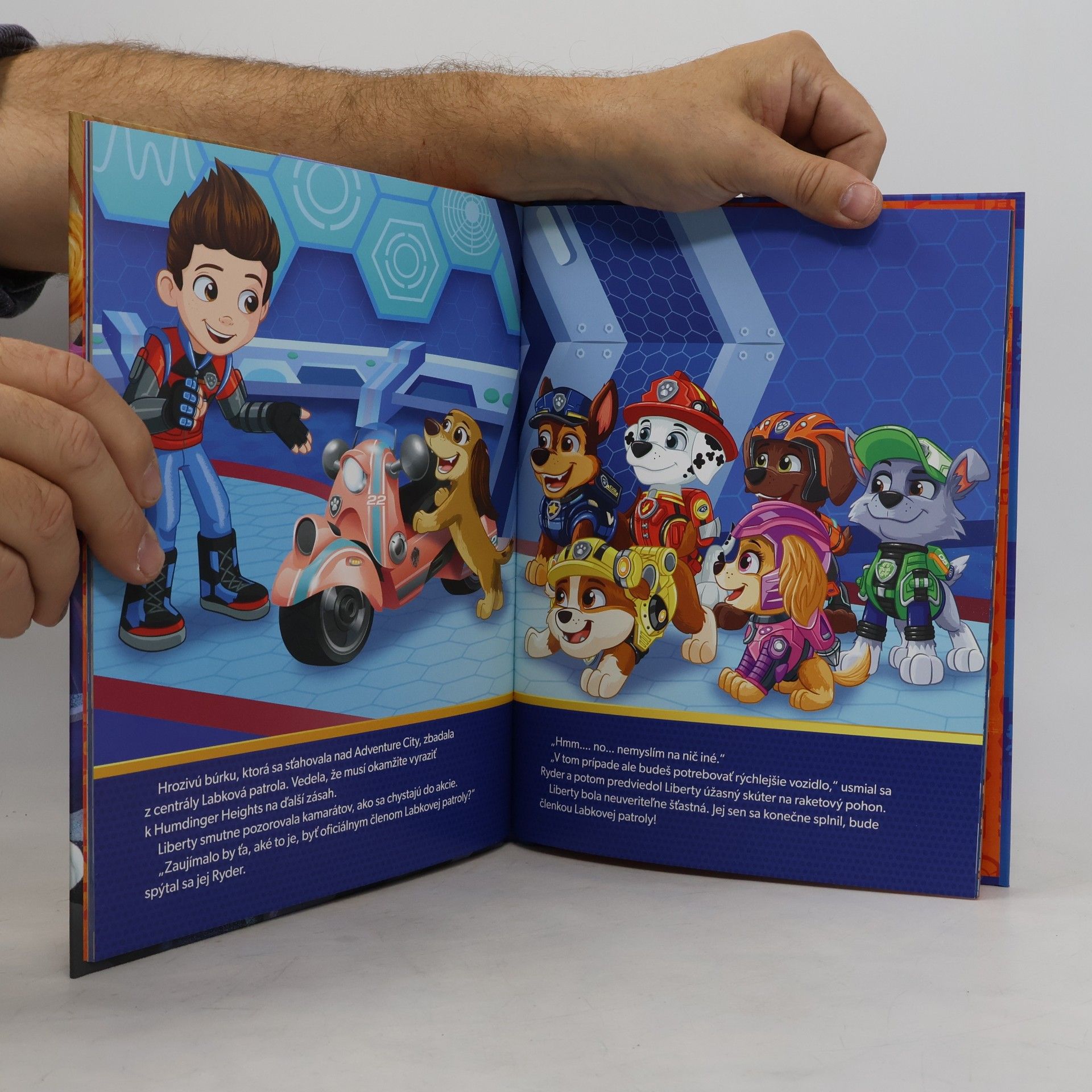 Mary Man-Kong Paw Patrol. Príbeh podľa filmu