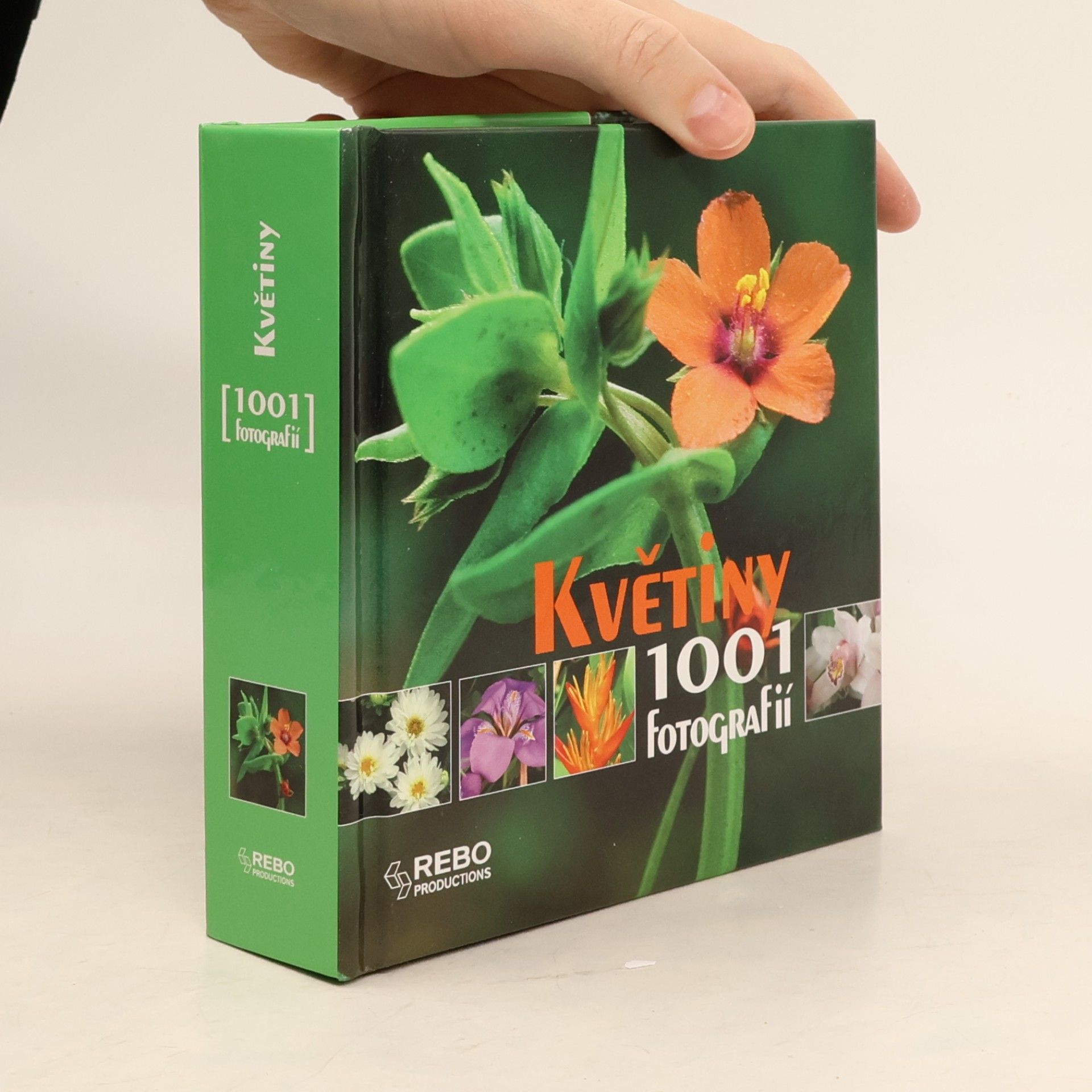 Květiny. 1001 fotografií