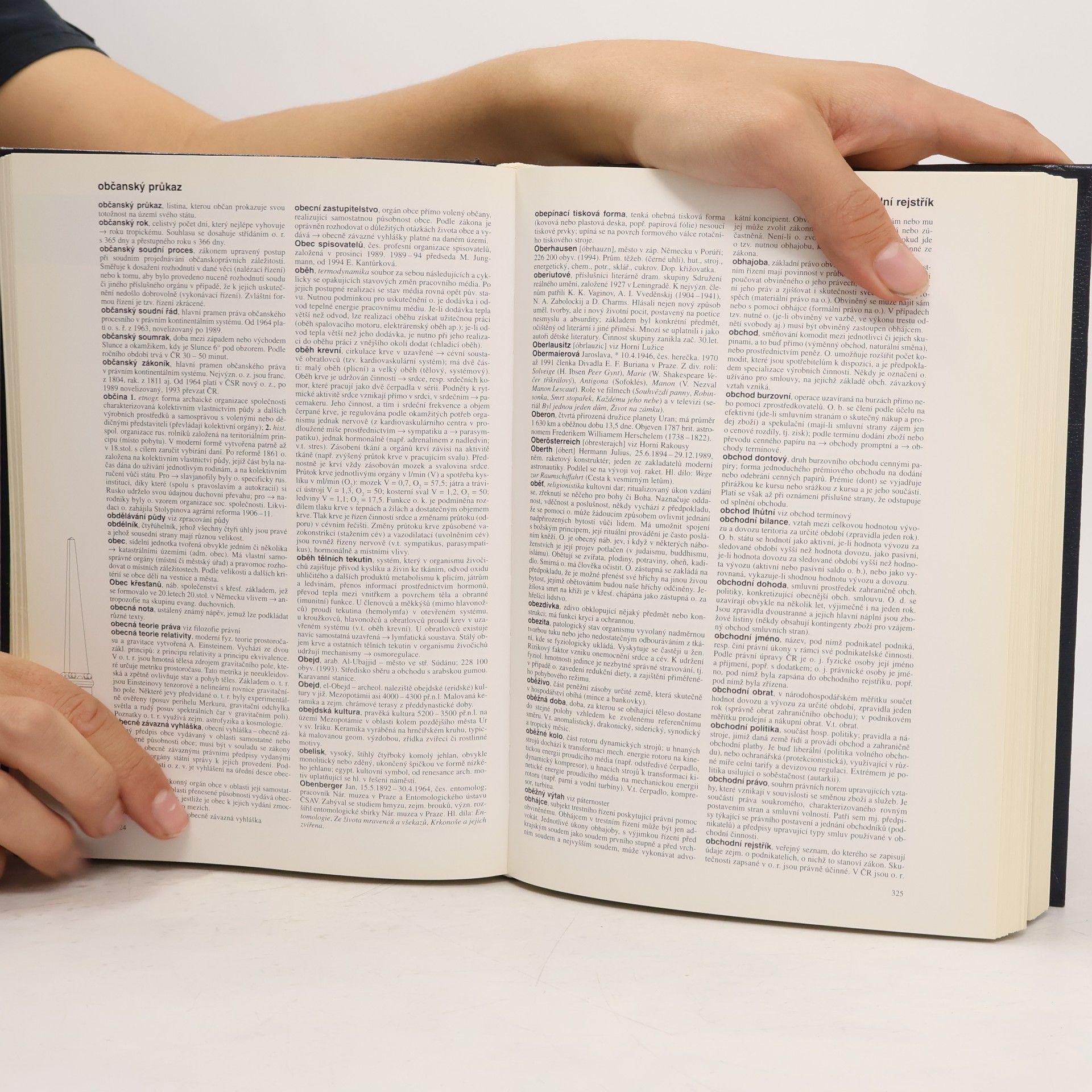 Autorenkollektiv Všeobecná encyklopedie 3. M-R