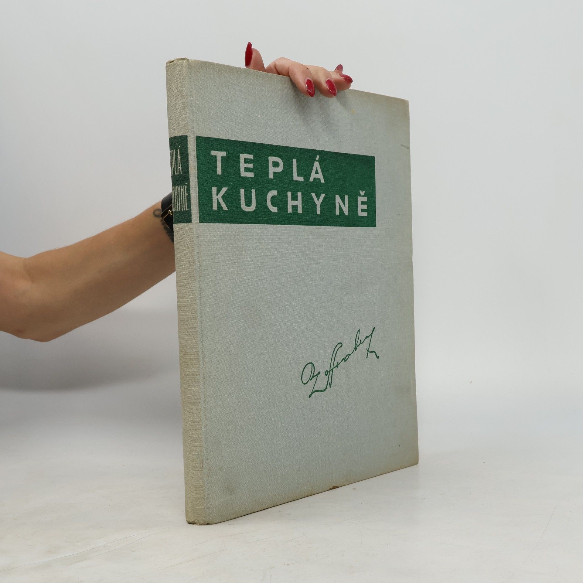 Teplá kuchyně