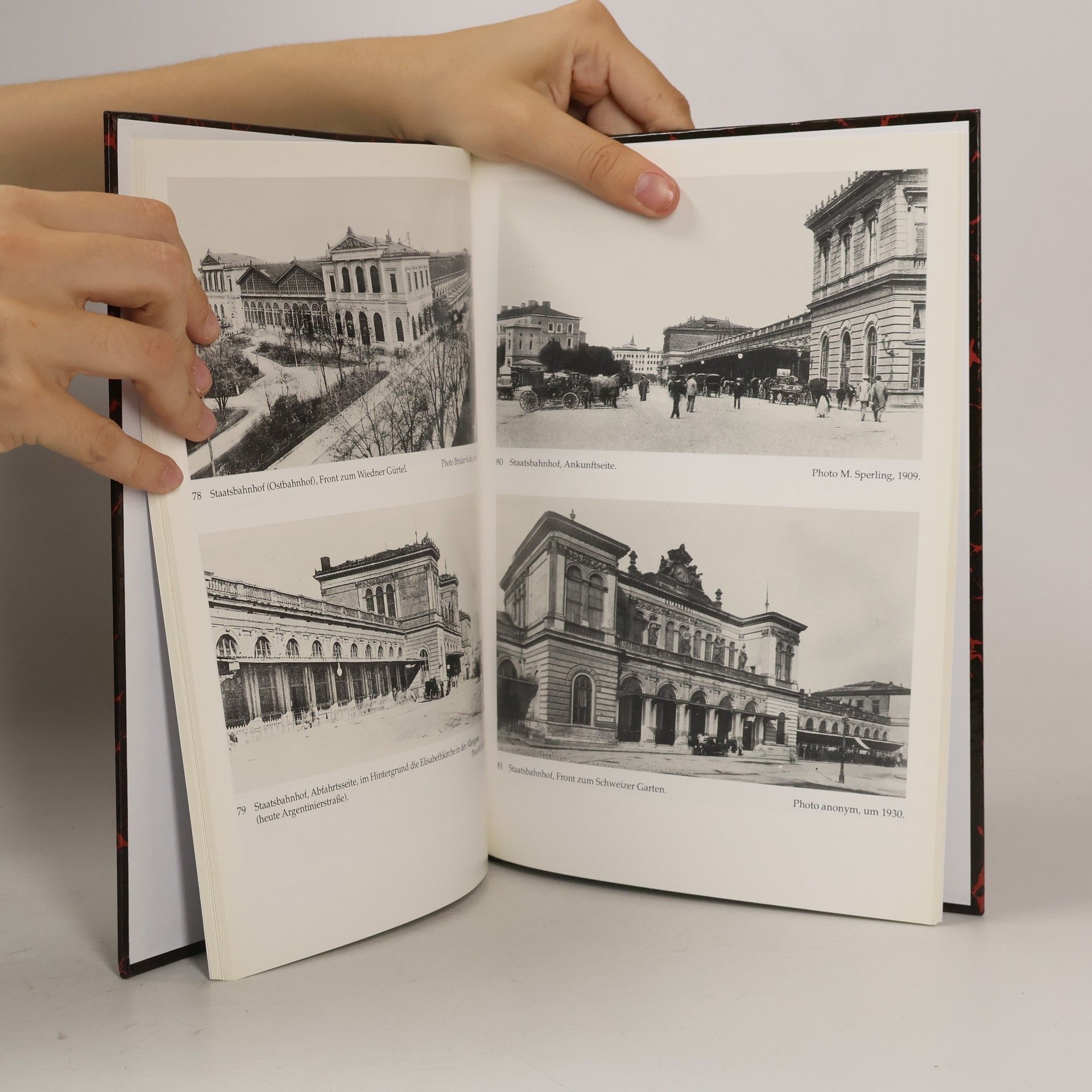Auteurscollectief Favoriten 1880-1930