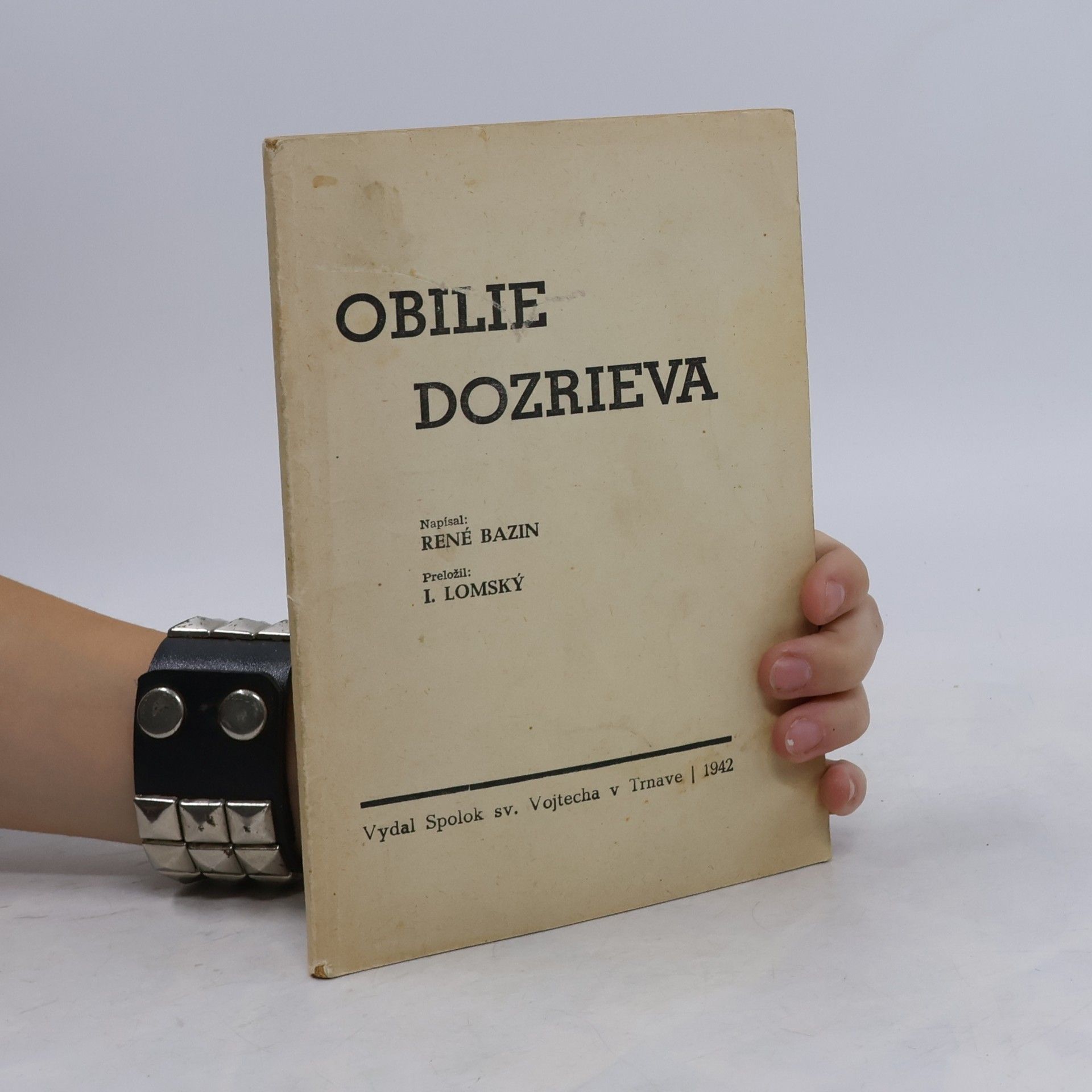 I. Lomský OBILIE DOZRIEVA