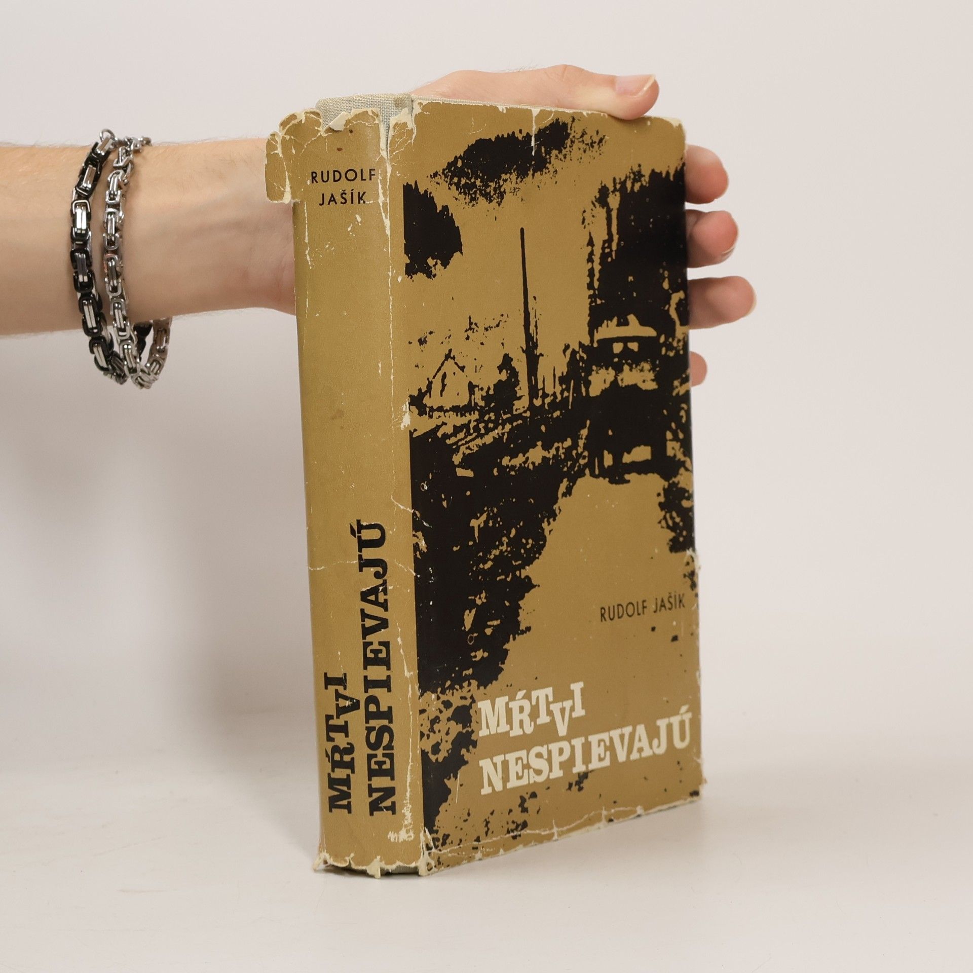 Rudolf Jašík Mŕtvi nespievajú