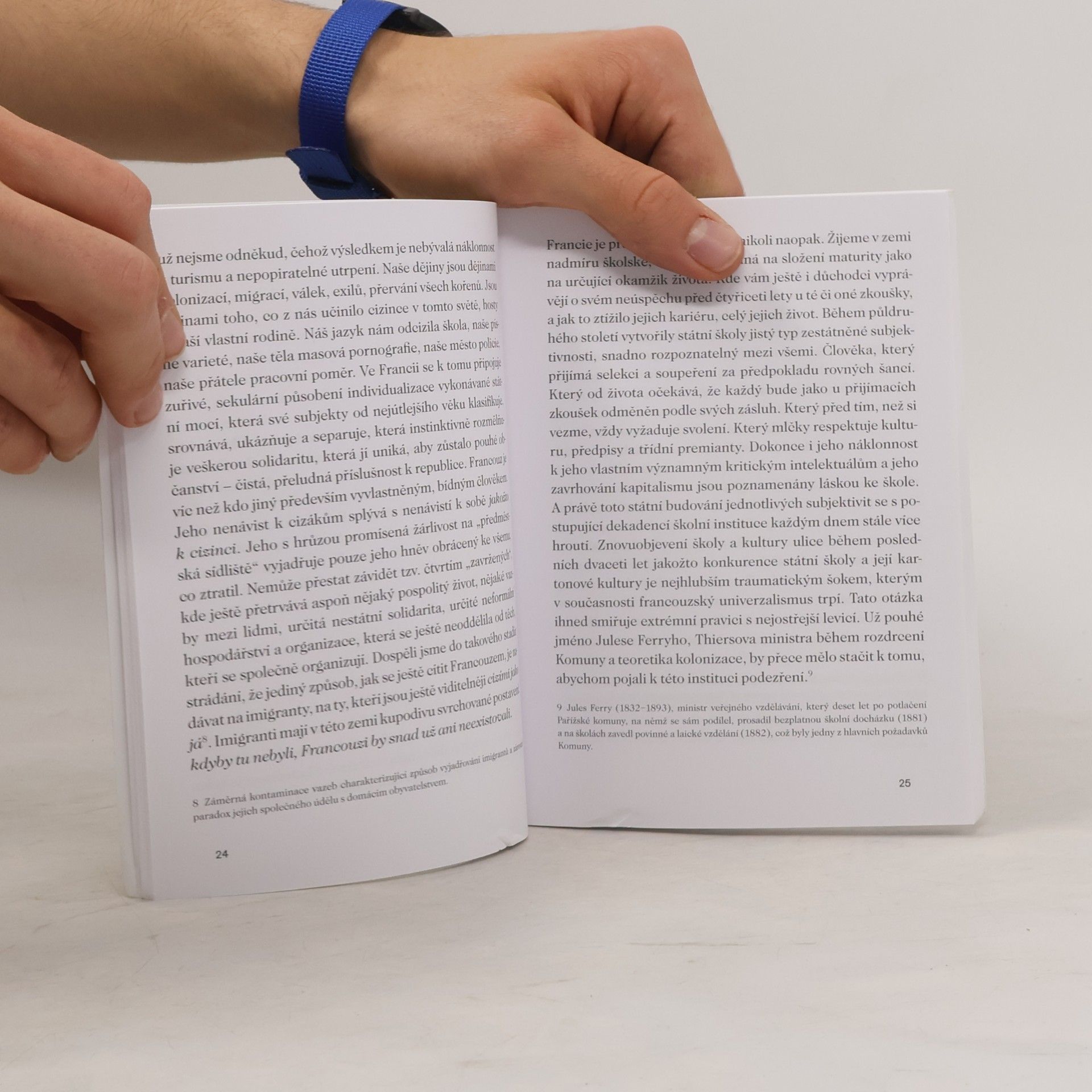 Autorenkollektiv Neviditelný výbor. Vzpoura přichází