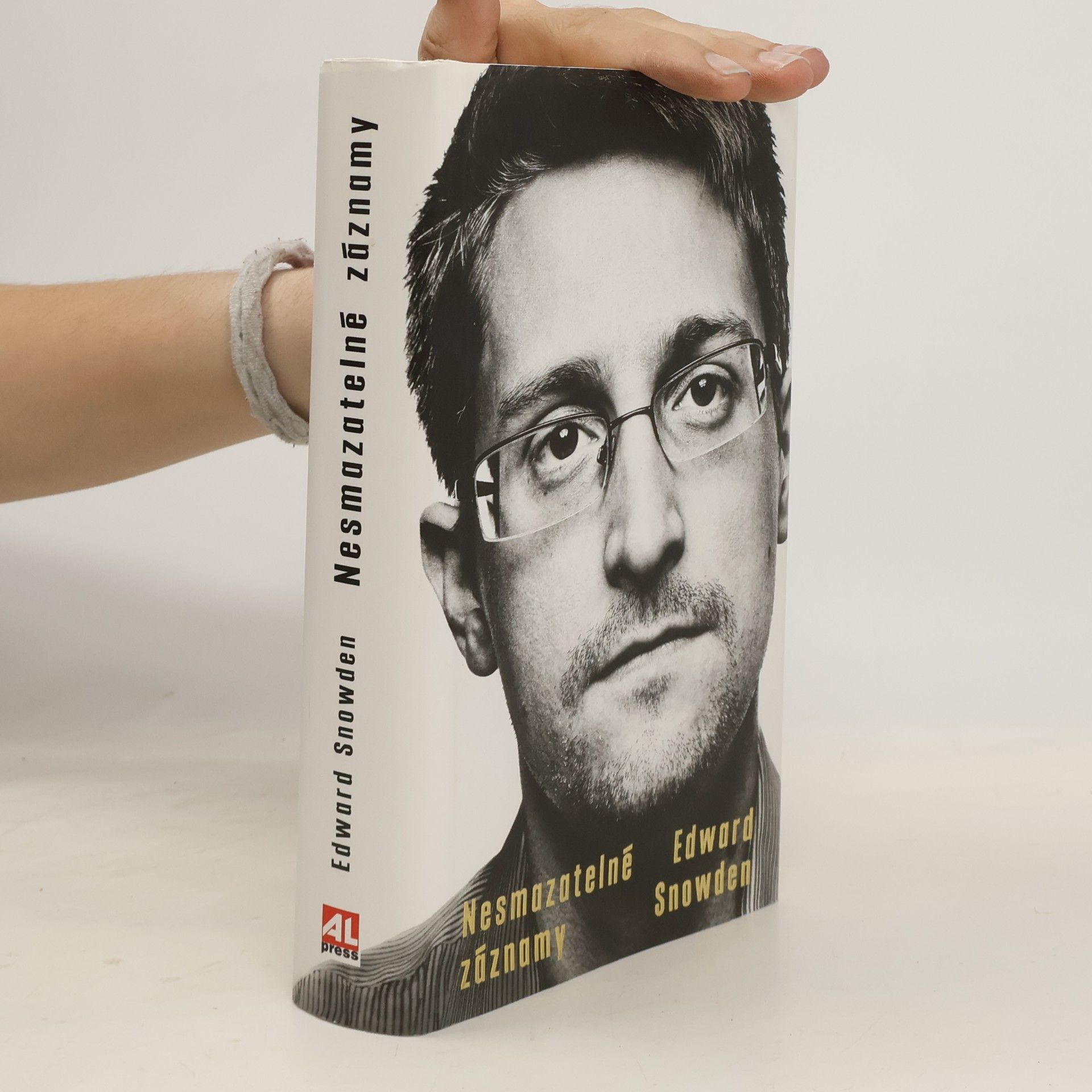 Edward Snowden Nesmazatelné záznamy