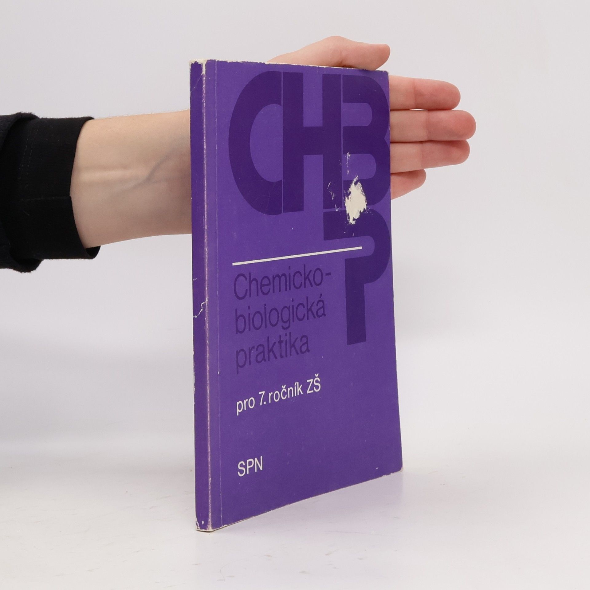 Various authors Chemicko-biologická praktika pro 7. ročník ZŠ