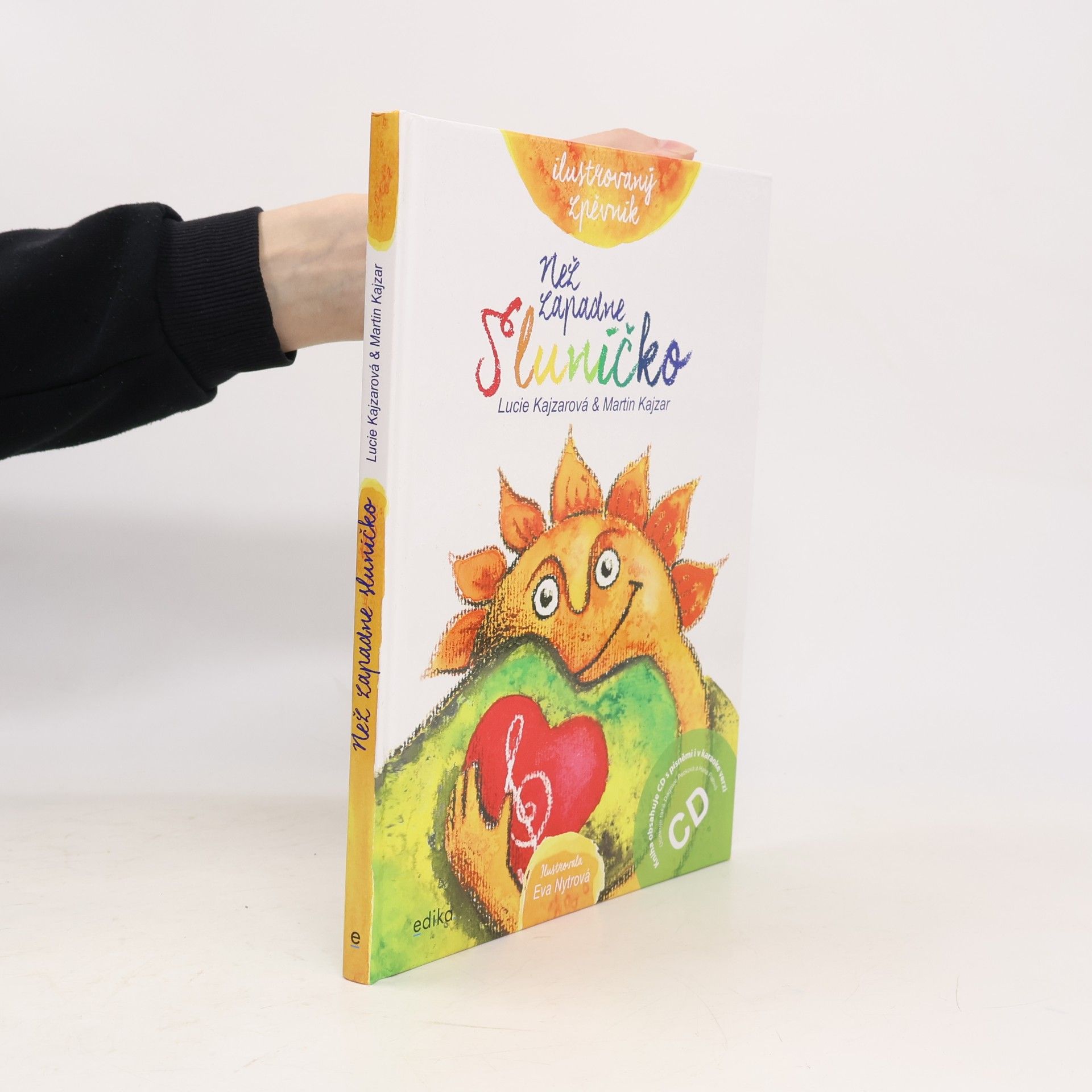 Lucie Kajzarová Než zapadne sluníčko