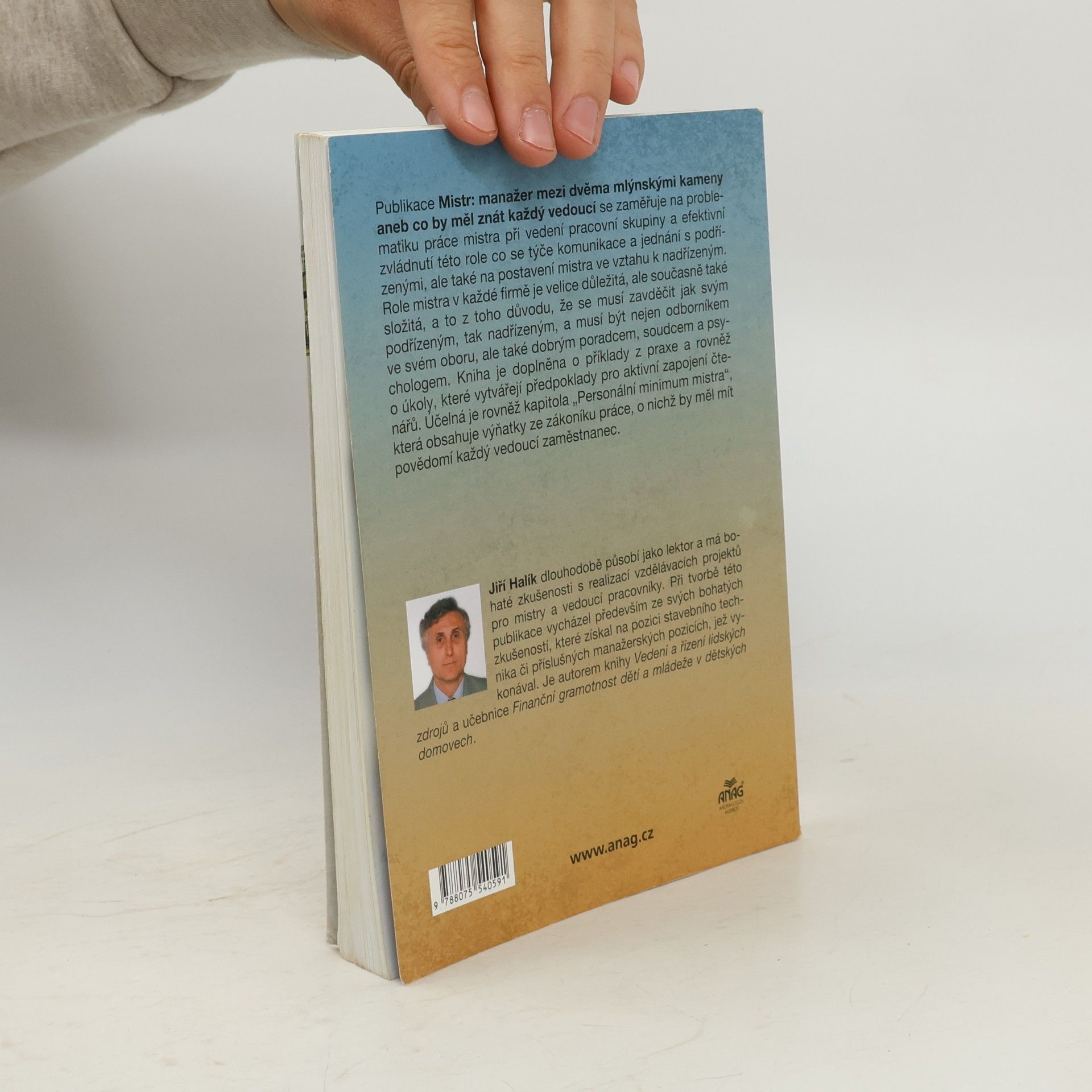 Jiří Halík Mistr - Manažer mezi dvěma mlýnskými kameny