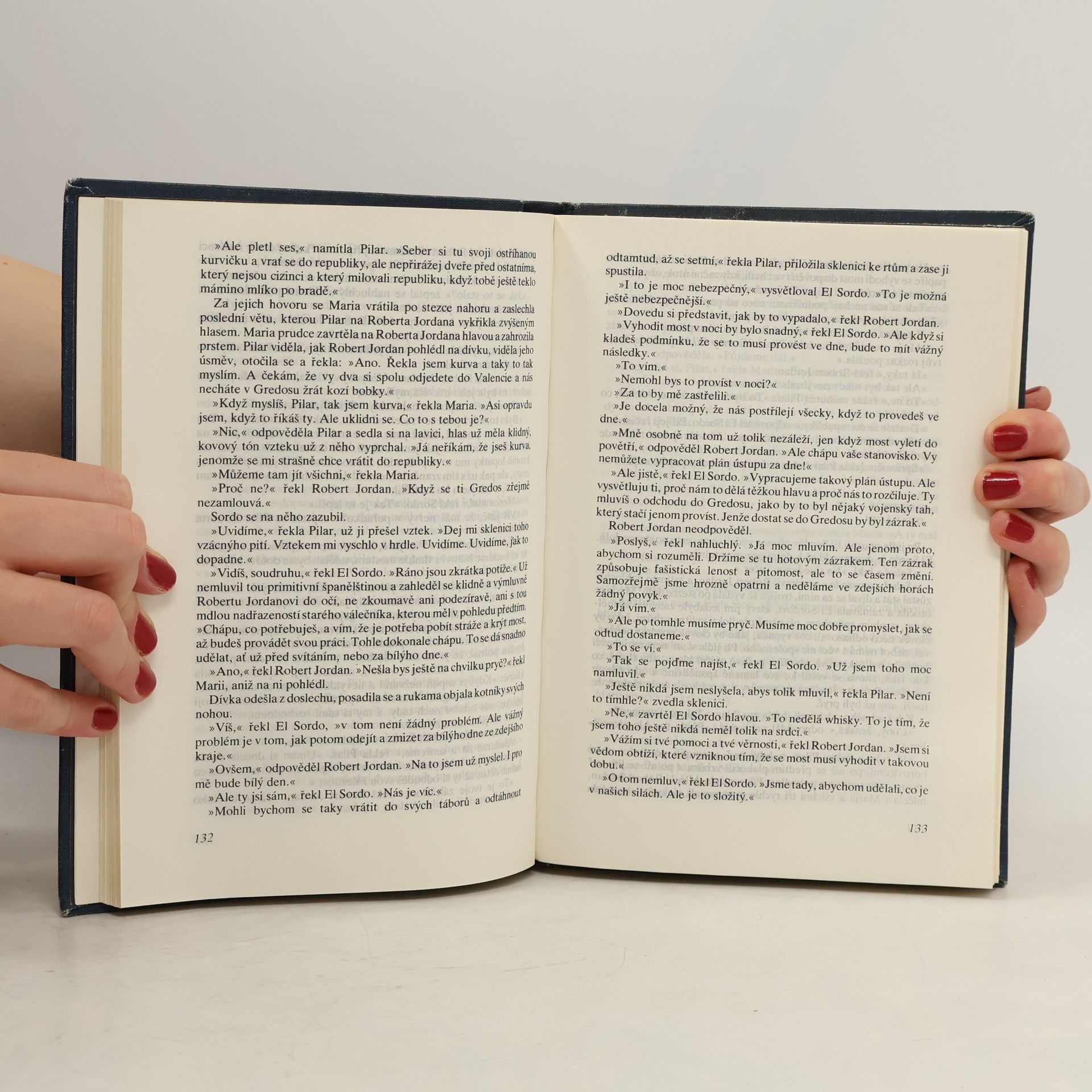 Ernest Hemingway Komu zvoní hrana