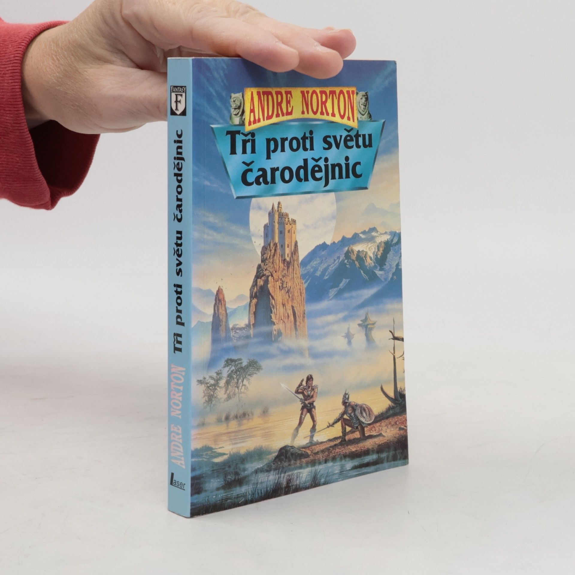 Andre Norton Tři proti světu čarodějnic