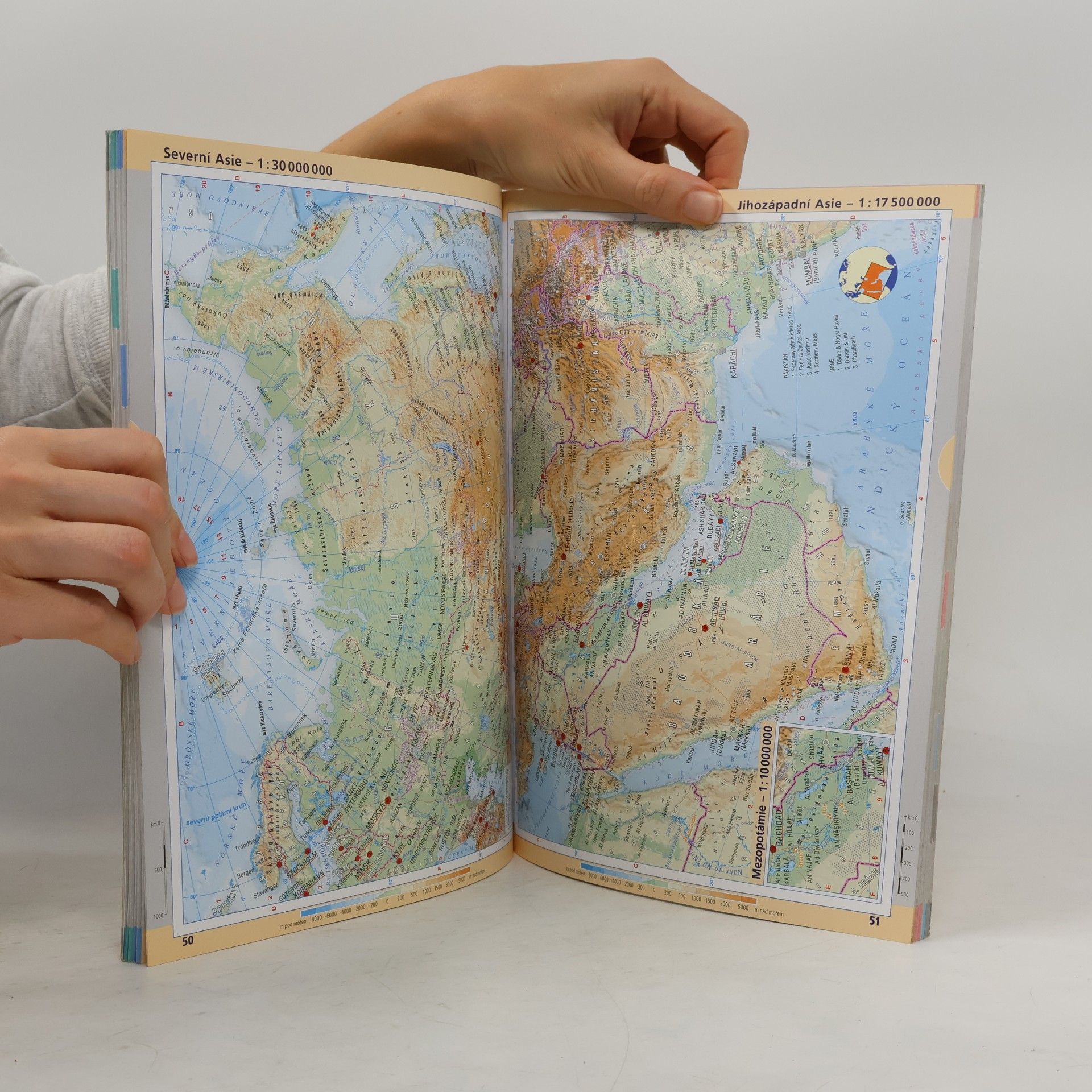 Pavel Šára Školní atlas světa