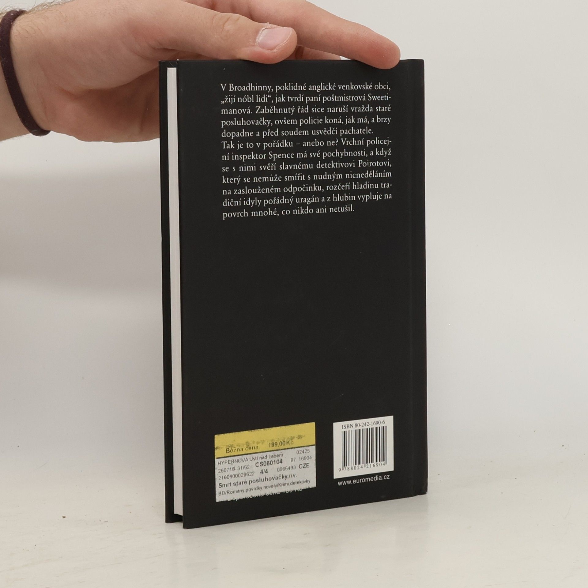Agatha Christie Smrt staré posluhovačky