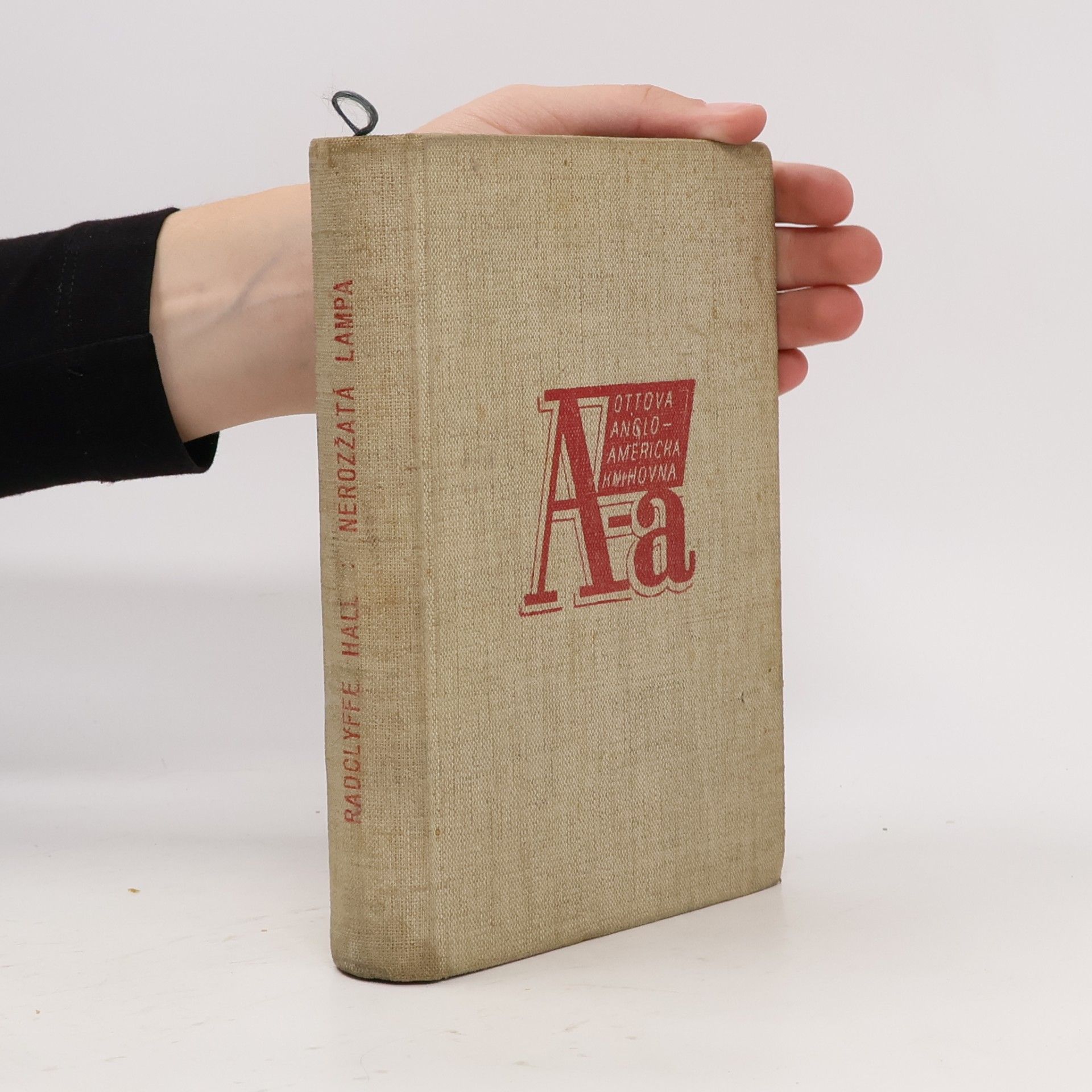 Radclyffe Hall Nerozžatá lampa