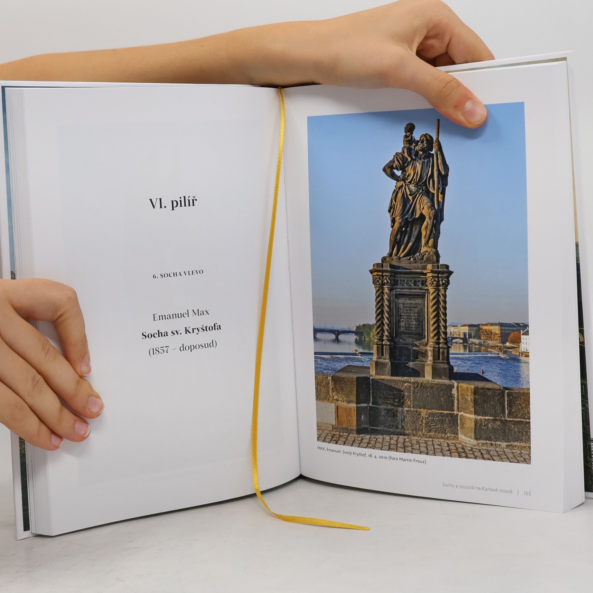 Jan Royt Ikonografie Karlova mostu