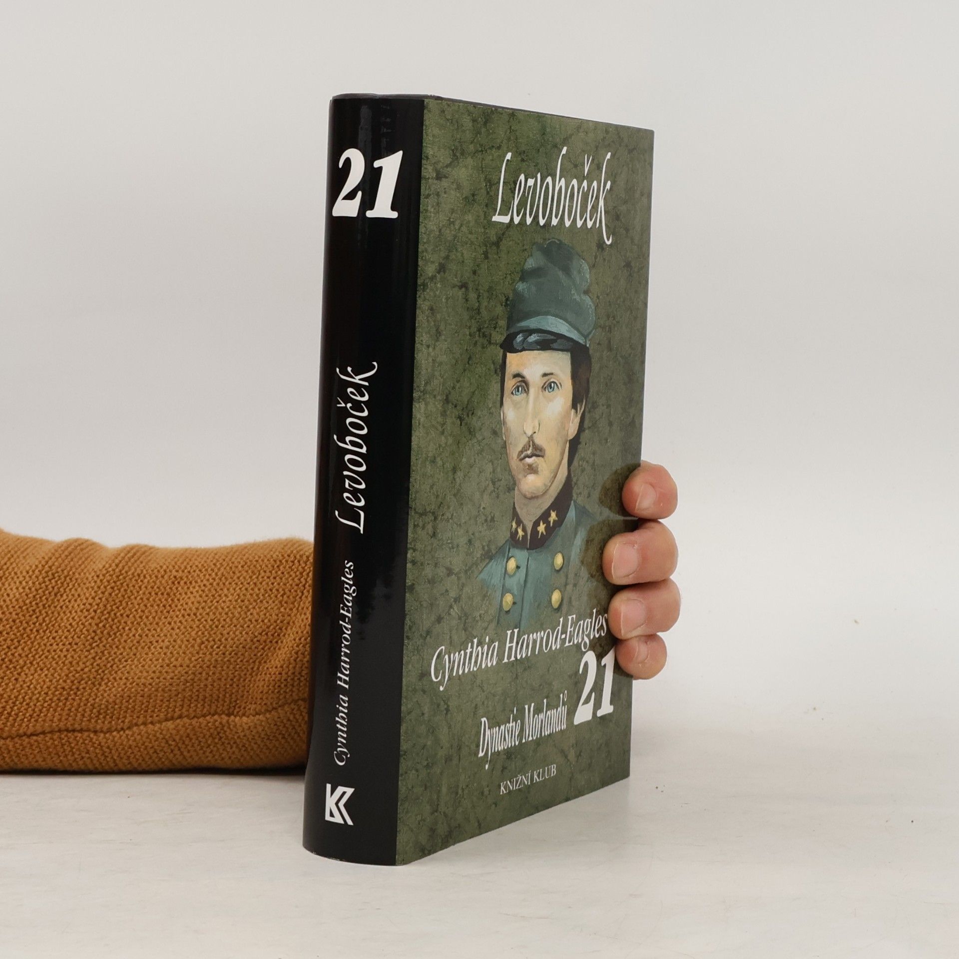 Cynthia Harrod-Eagles Levoboček. Dynastie Morlandů 21