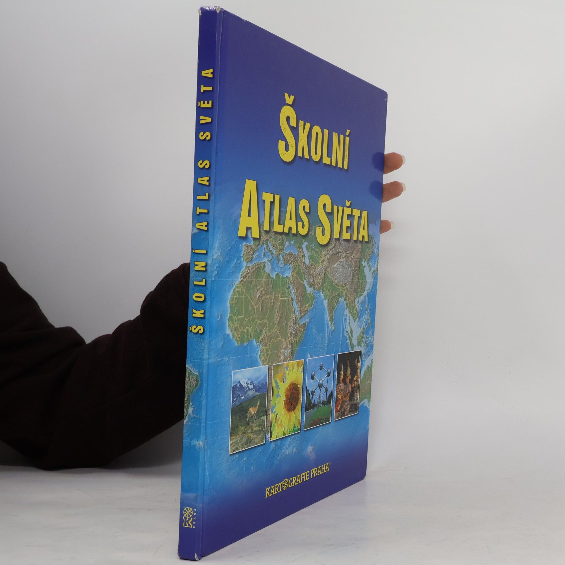 Kolektiv autorů Školní atlas světa
