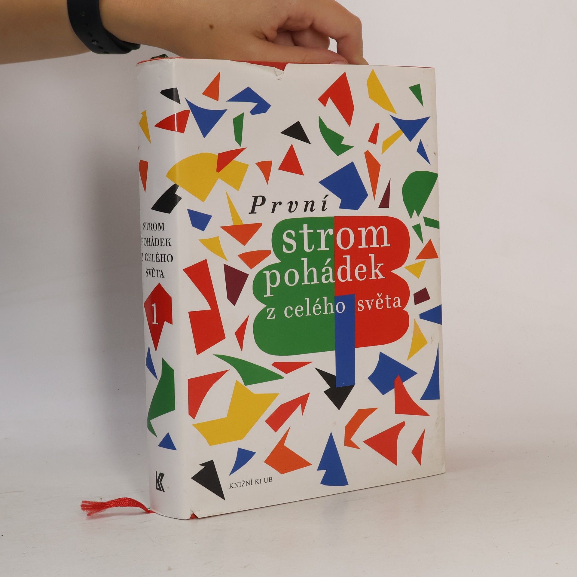 Kolektiv autorů První strom pohádek z celého světa