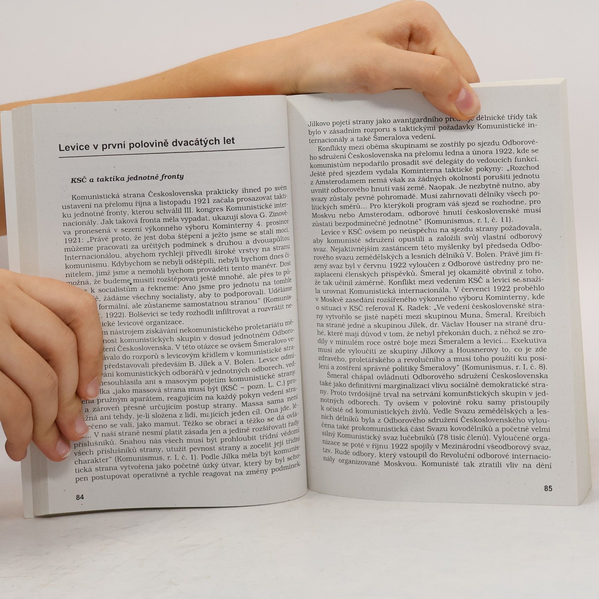 Autores varios Intelektuálové a idea komunismu v českých zemích 1900-1939
