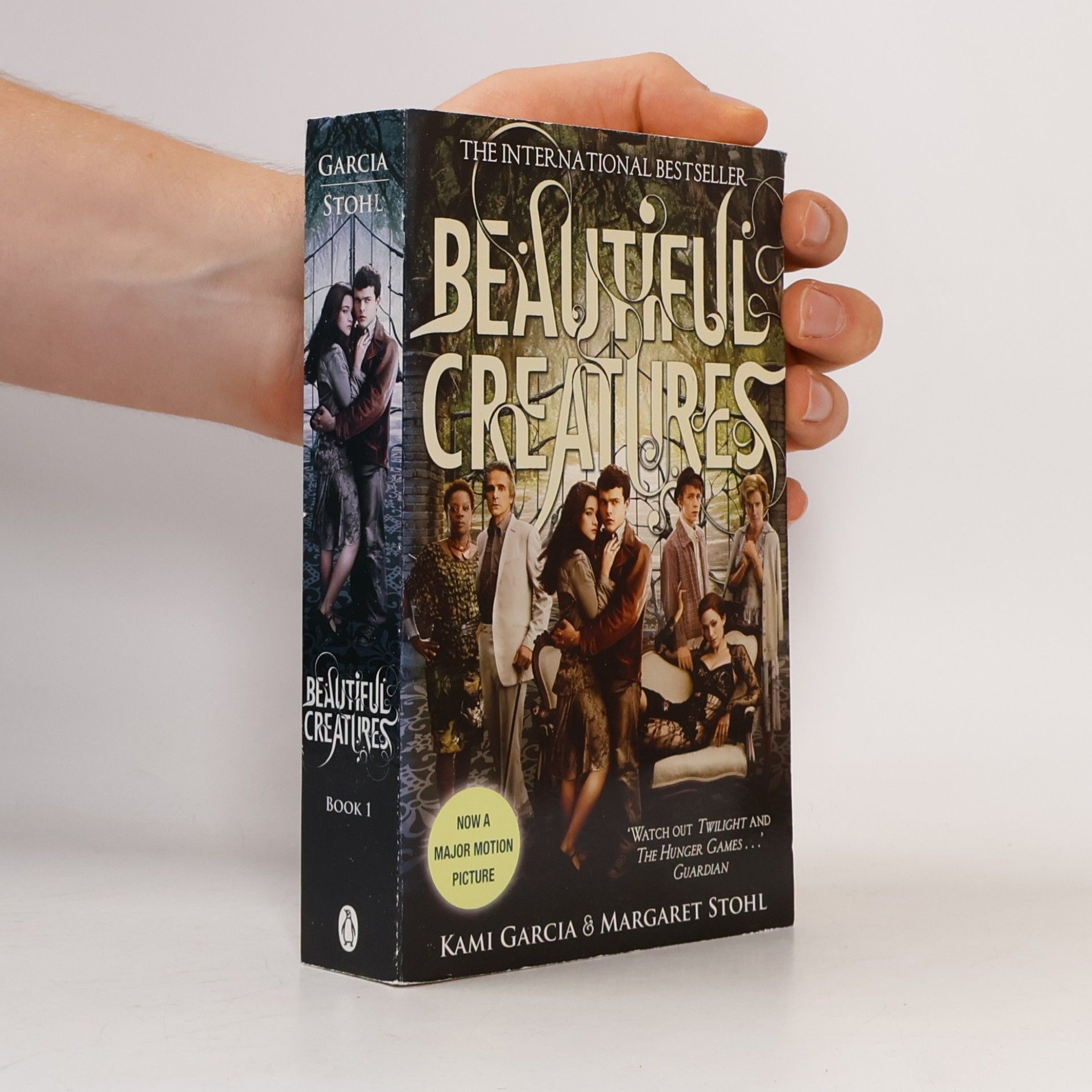 Kami Garcia Beautiful creatures