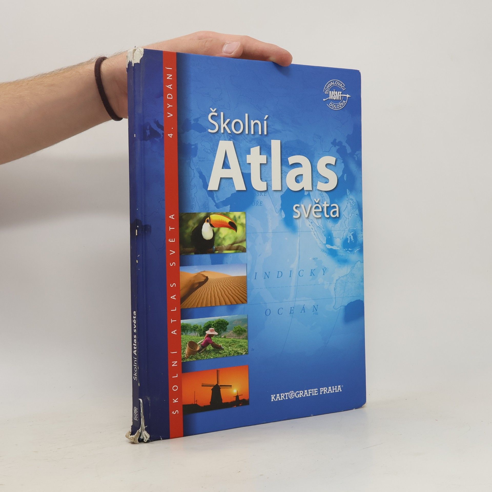 Autorenkollektiv Školní atlas světa