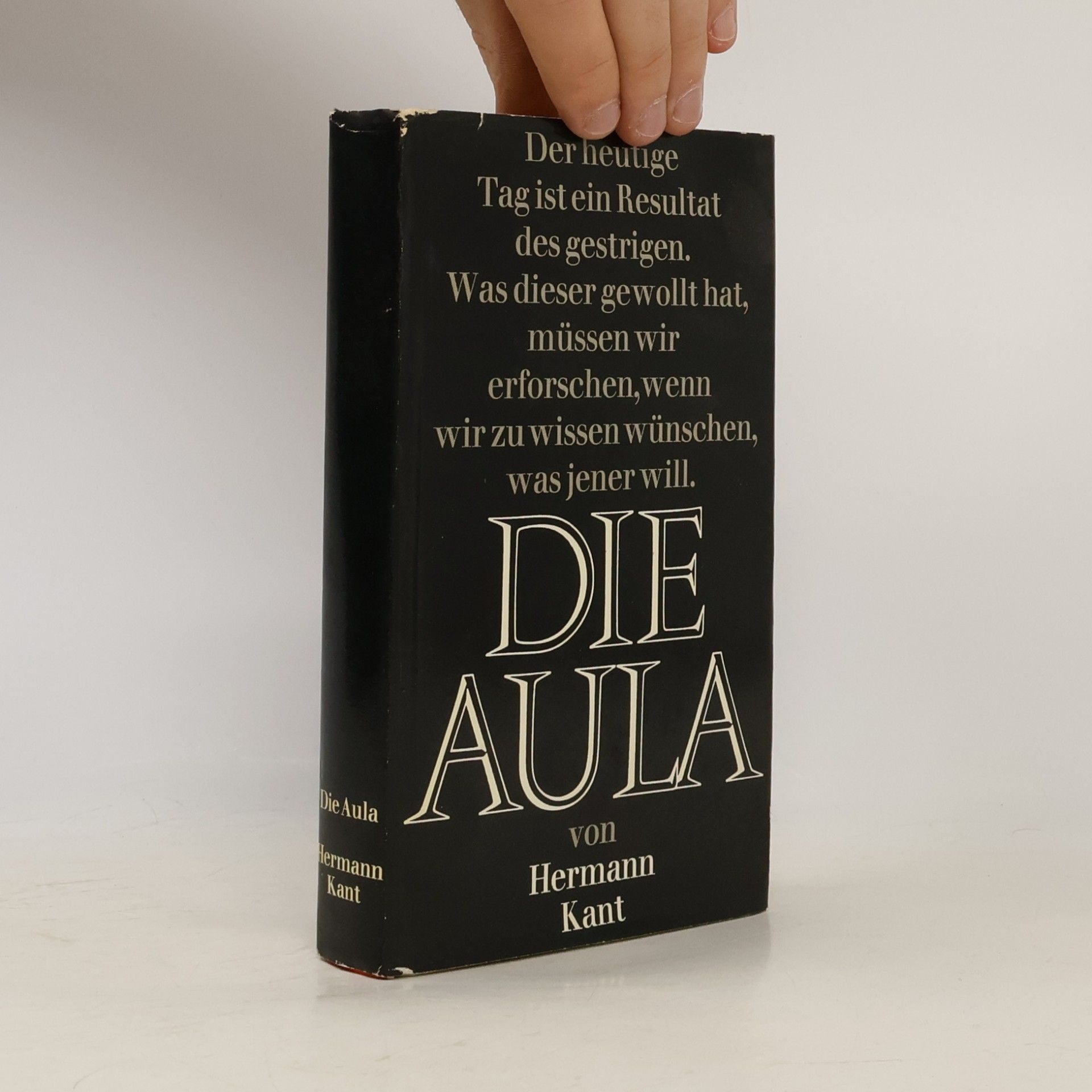 Kant Hermann Die Aula