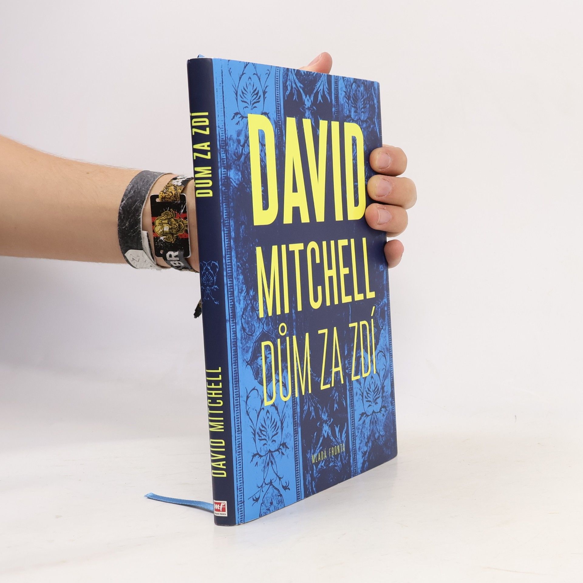 David Mitchell Dům za zdí