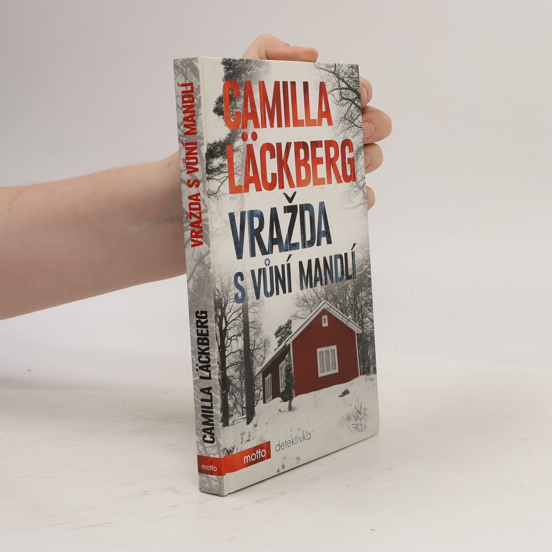 Camilla Läckberg Vražda s vůní mandlí