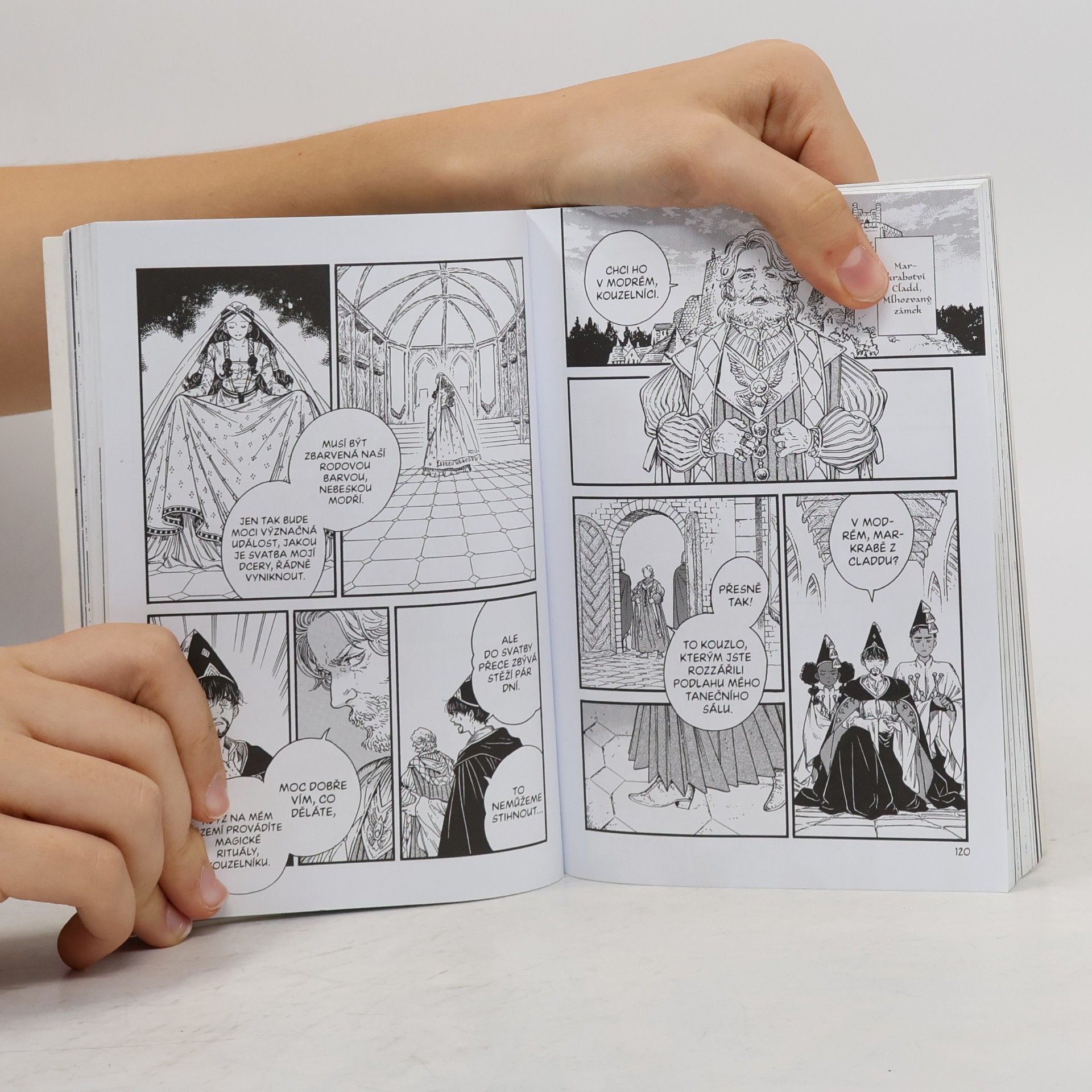 Kamome Shirahama Ateliér špičatých klobouků. 7