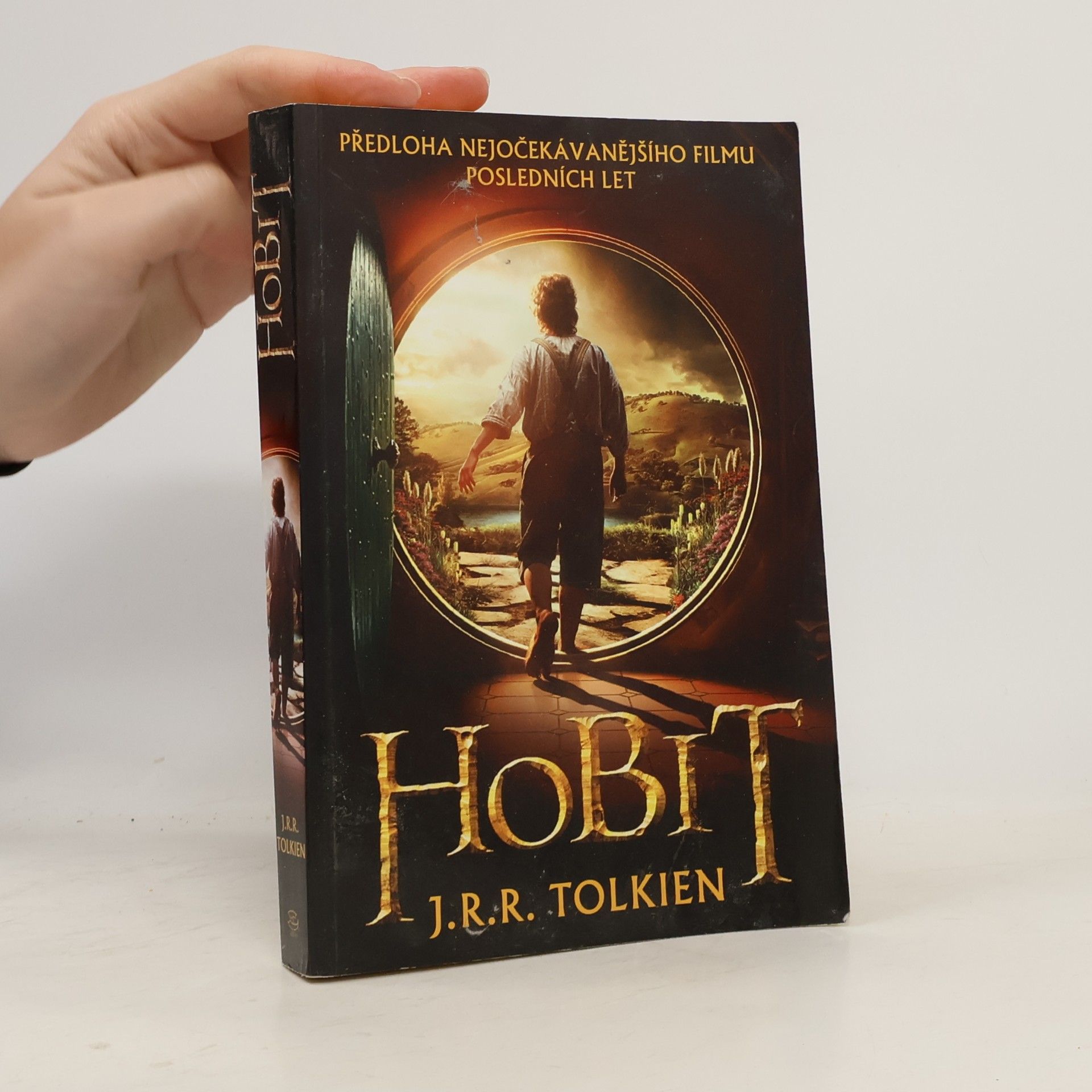 J. R. R. Tolkien Hobit, aneb, Cesta tam a zase zpátky
