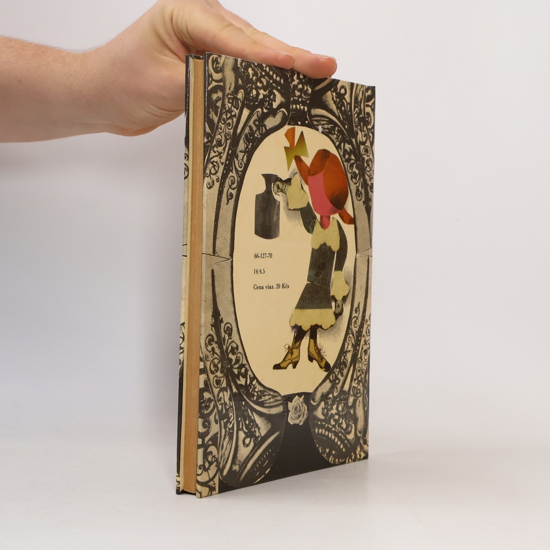 Astrid Lindgren Pippi Dlhá Pančucha nastupuje na loď