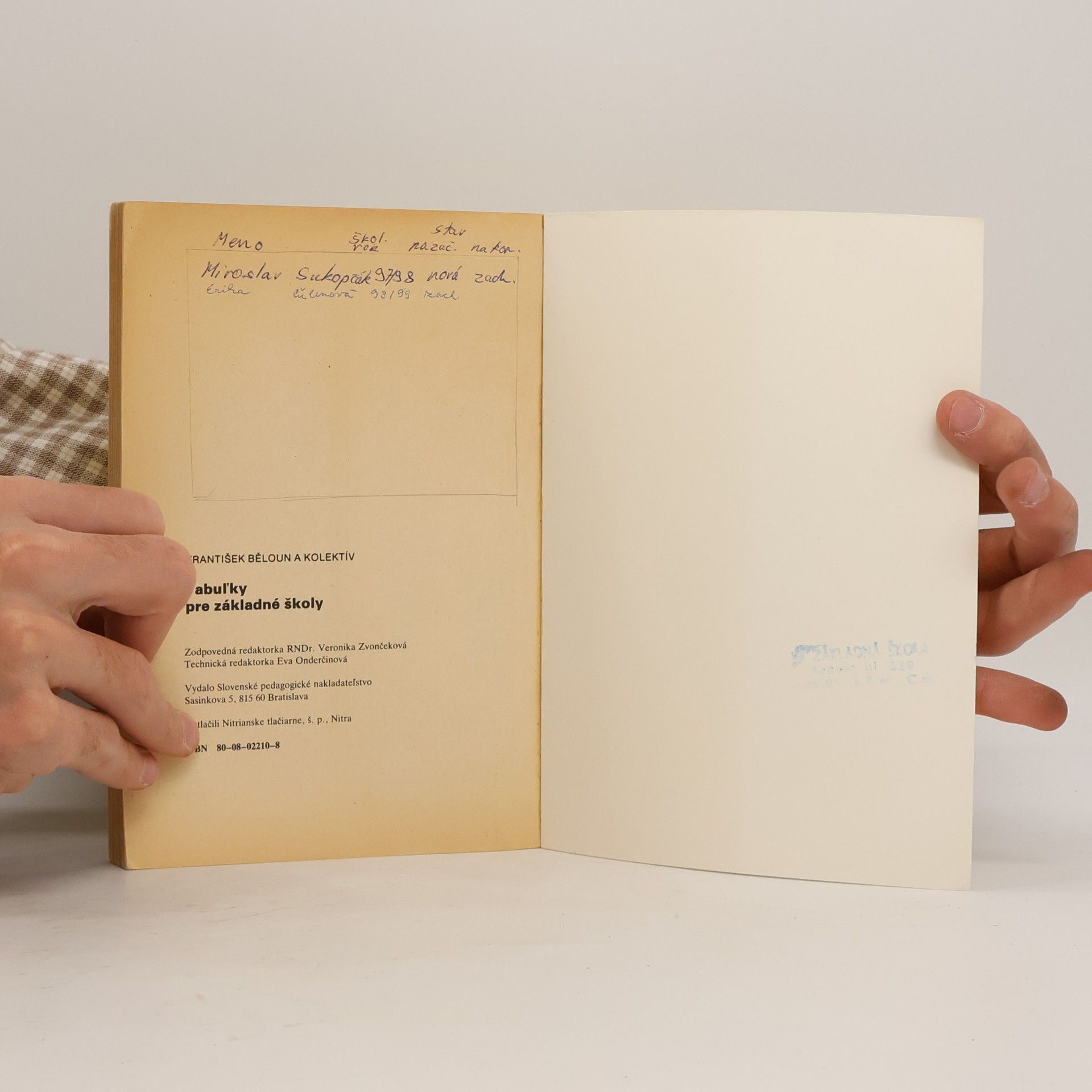 Collectif d'auteurs Tabuľky pre základné školy
