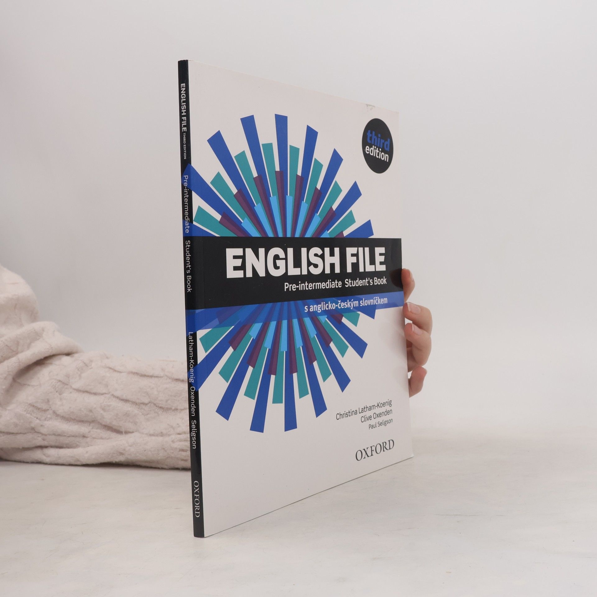 Christina Latham-Koenig English file. Pre-intermediate. Student's book