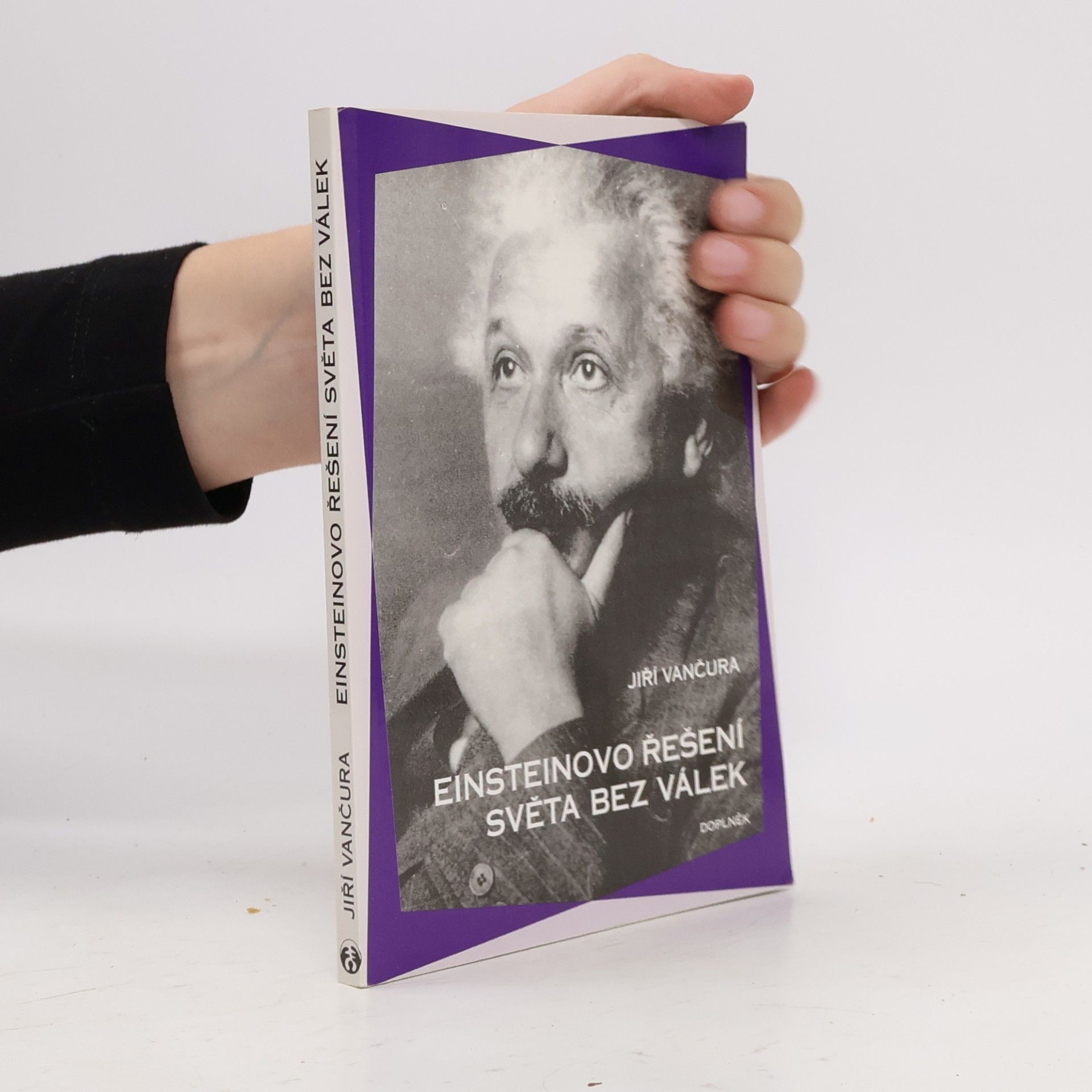 Einsteinovo řešení světa bez válek