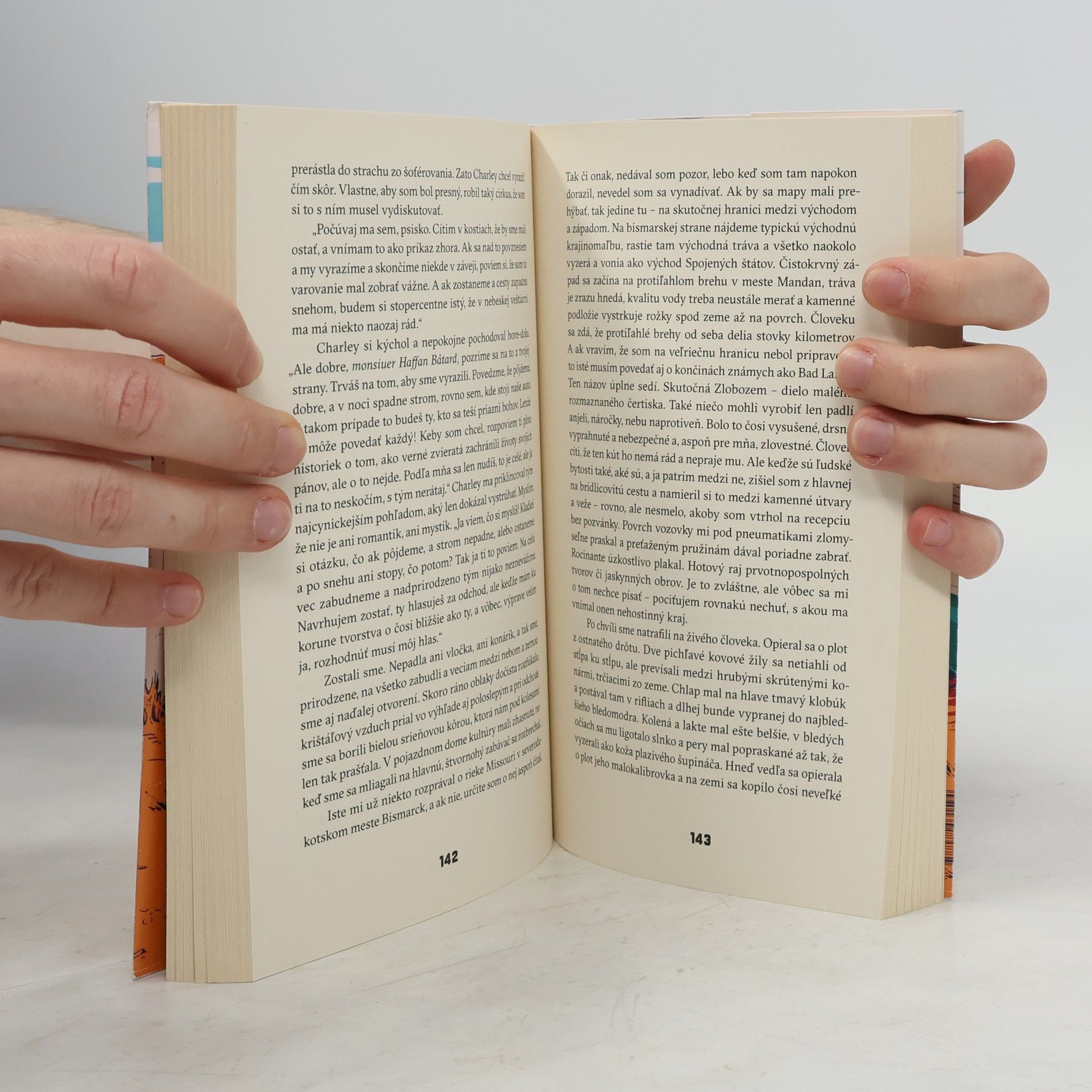 John Steinbeck Potulky s Charleym