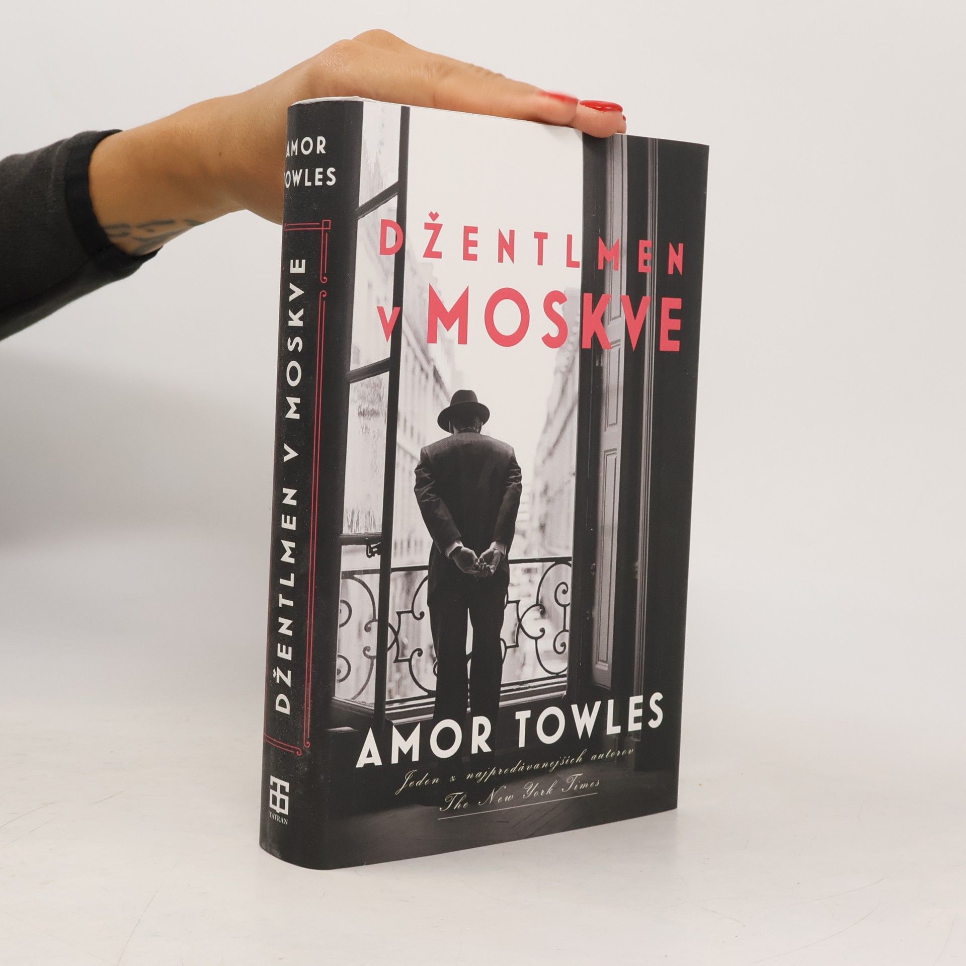 Amor Towles Džentlmen v Moskve