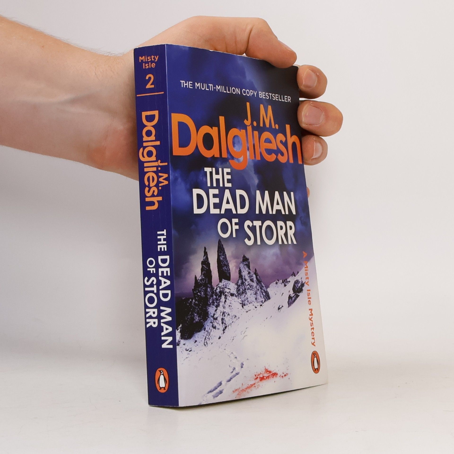 J.M. Dalgliesh The Misty Isle - 2: The Dead Man of Storr