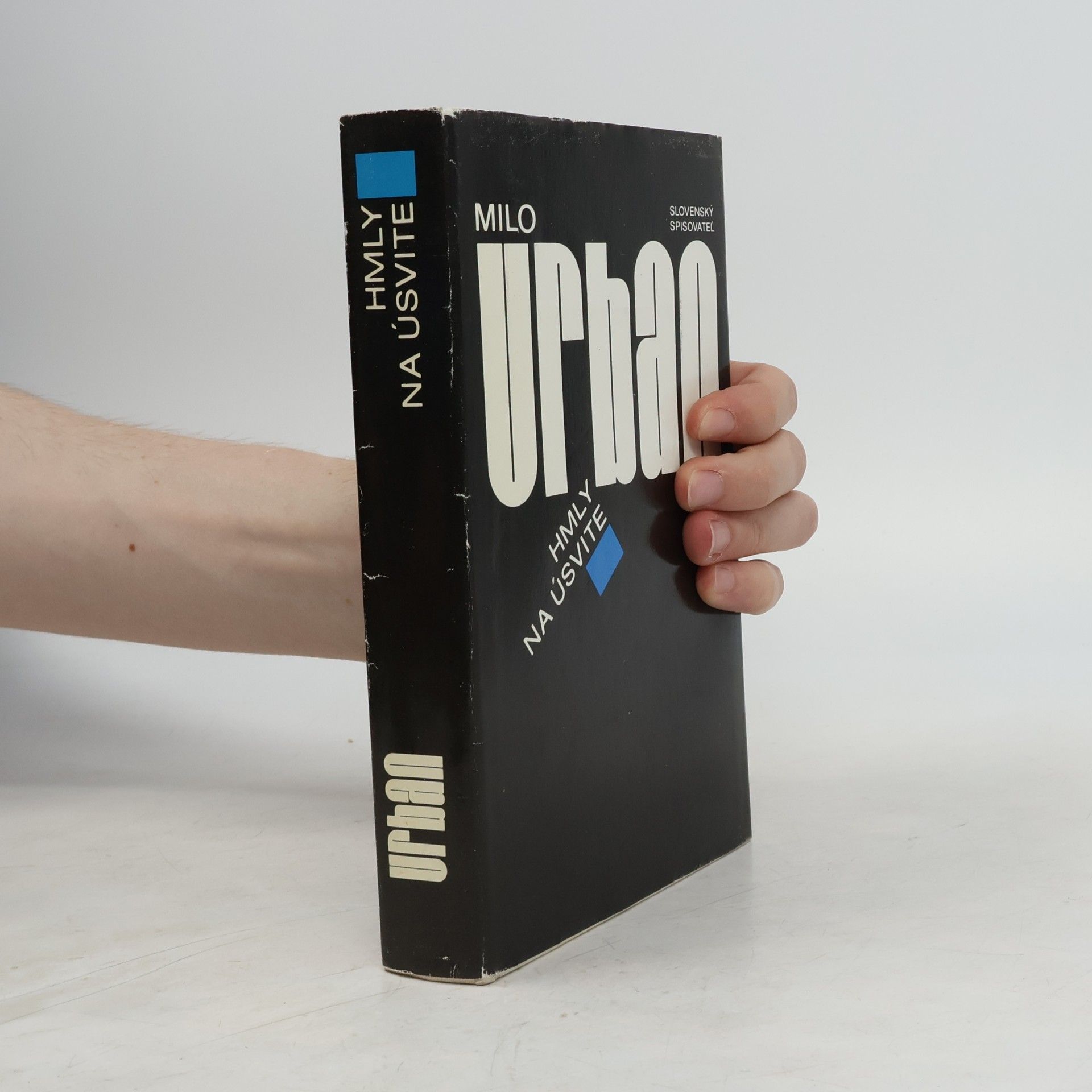 Milo Urban Hmly na úsvite
