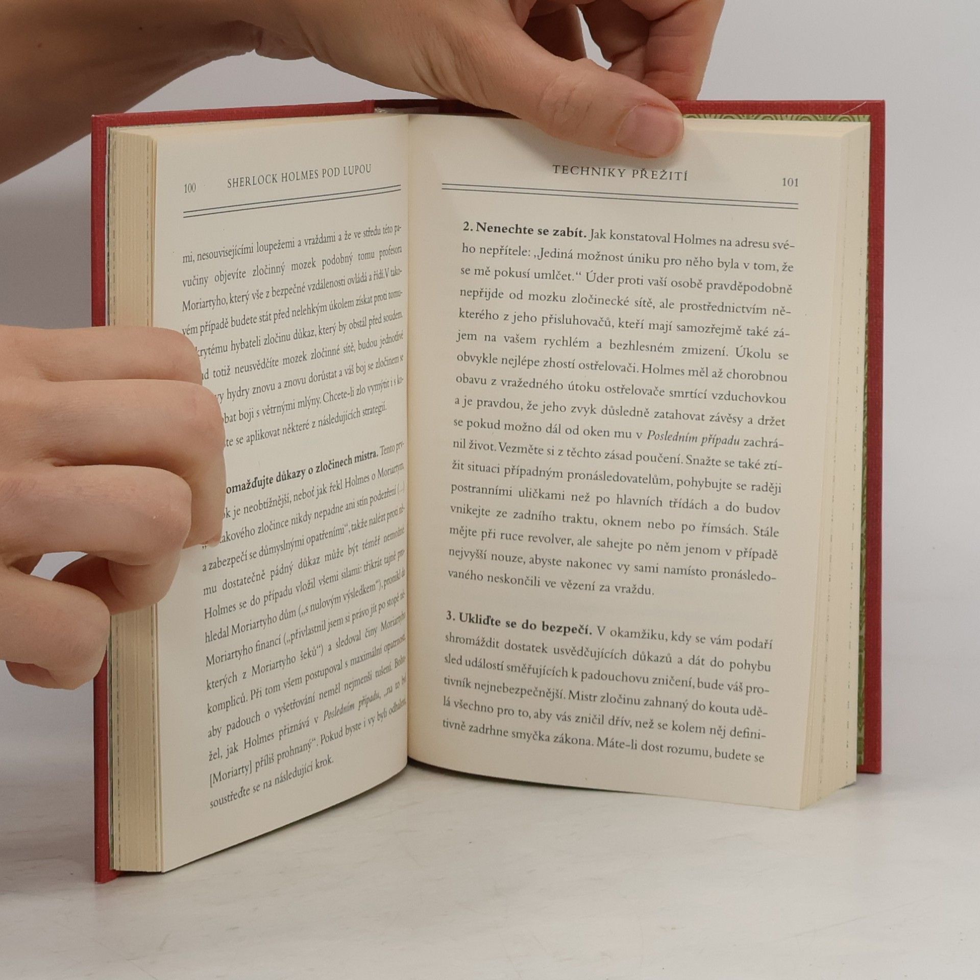 Ransom Riggs Sherlock Holmes pod lupou