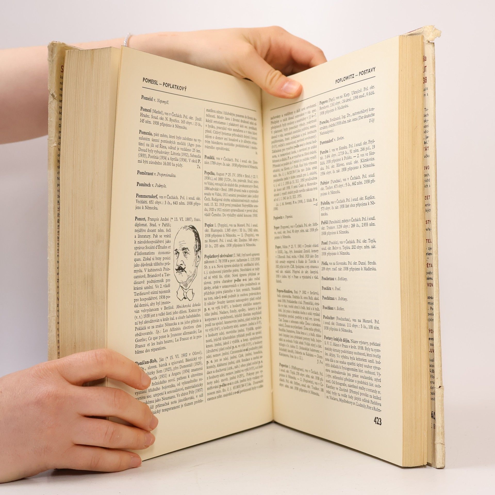 Various authors Naučný slovník aktualit 1939